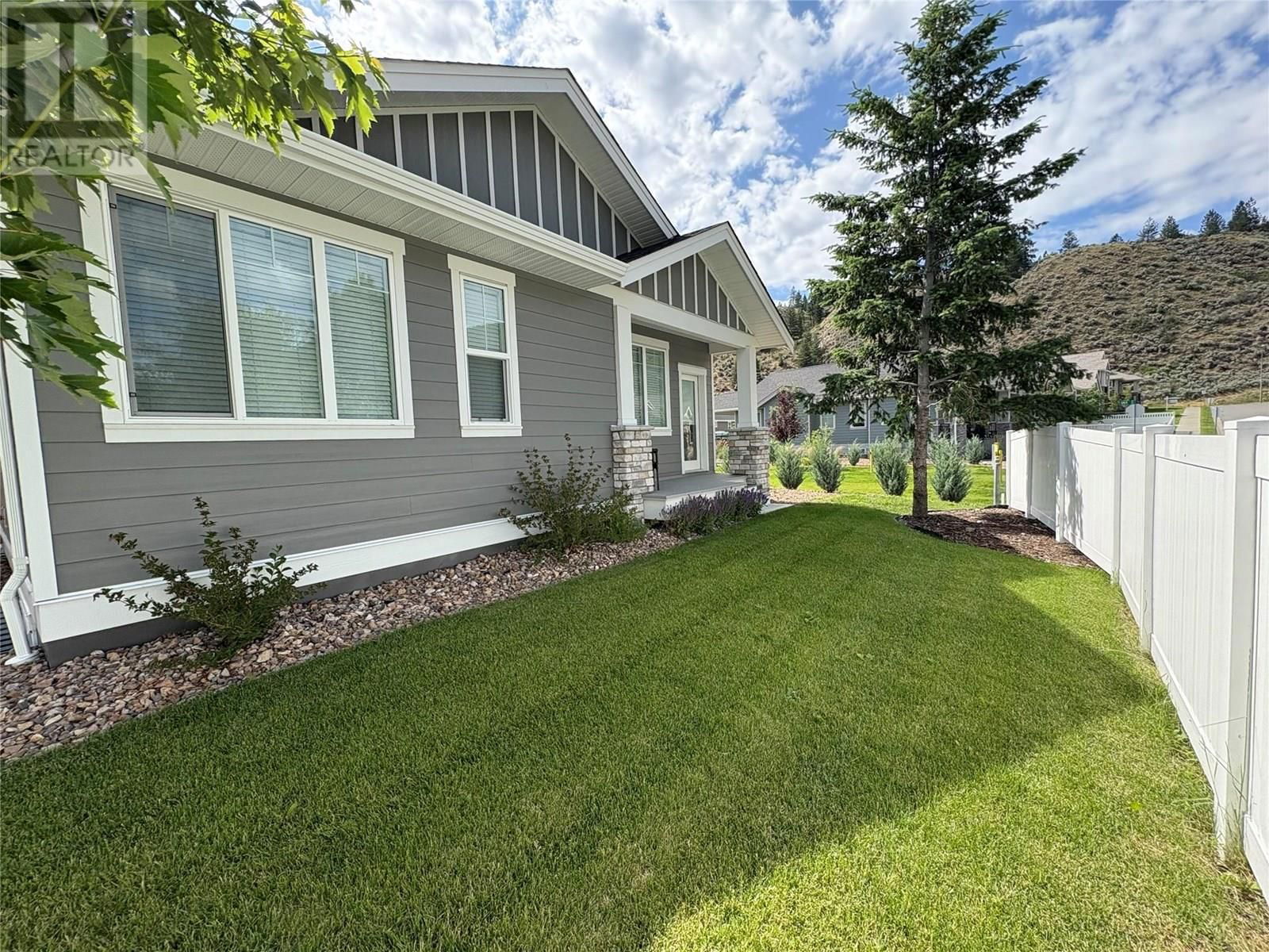 132 - 200 GRAND BOULEVARD Image 2