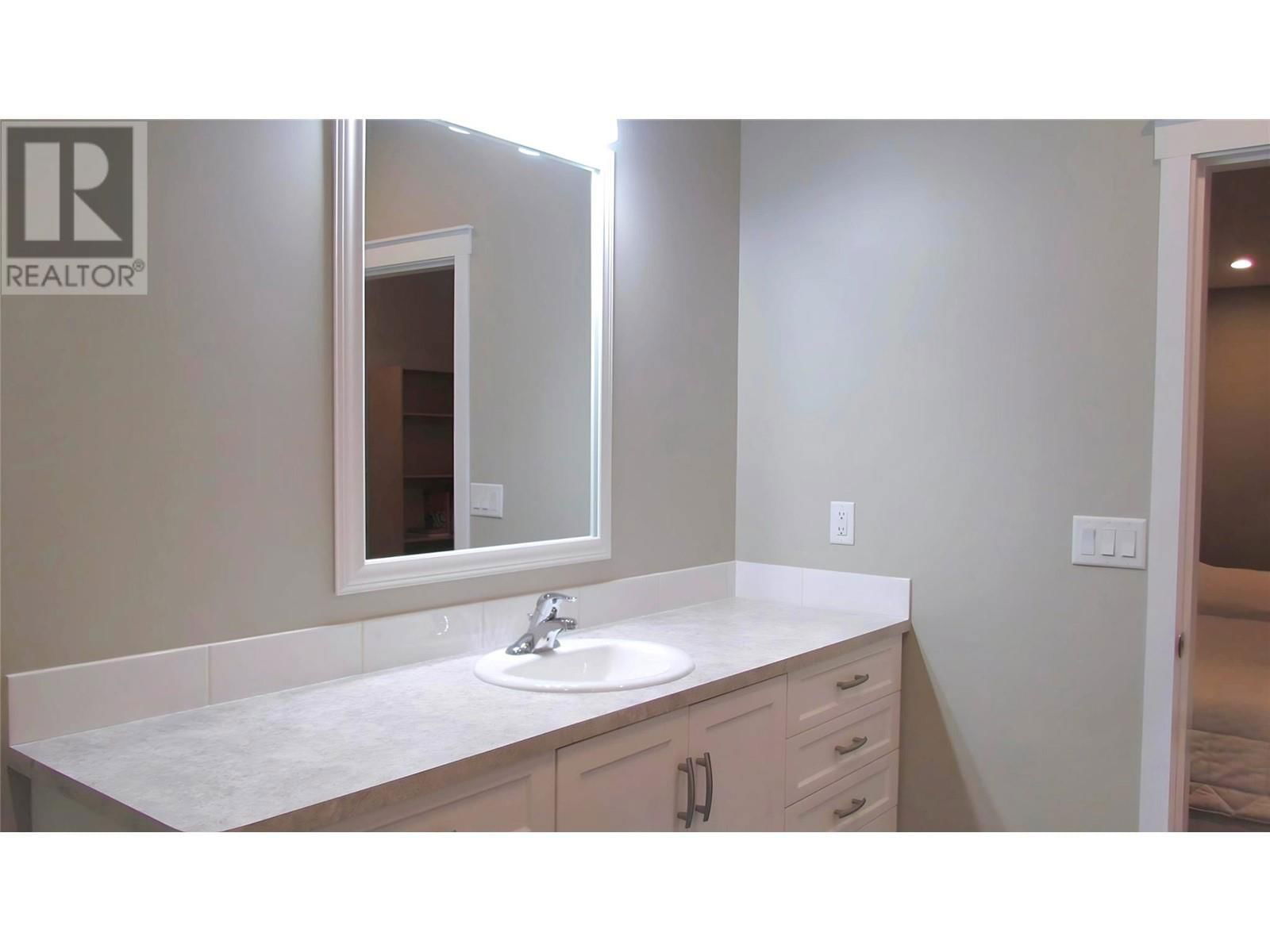 110 CHINA CREEK ROAD W ROAD Image 31