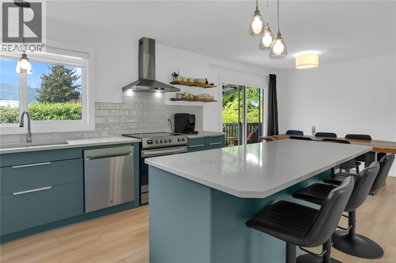 4085 Wellesley Avenue property photo