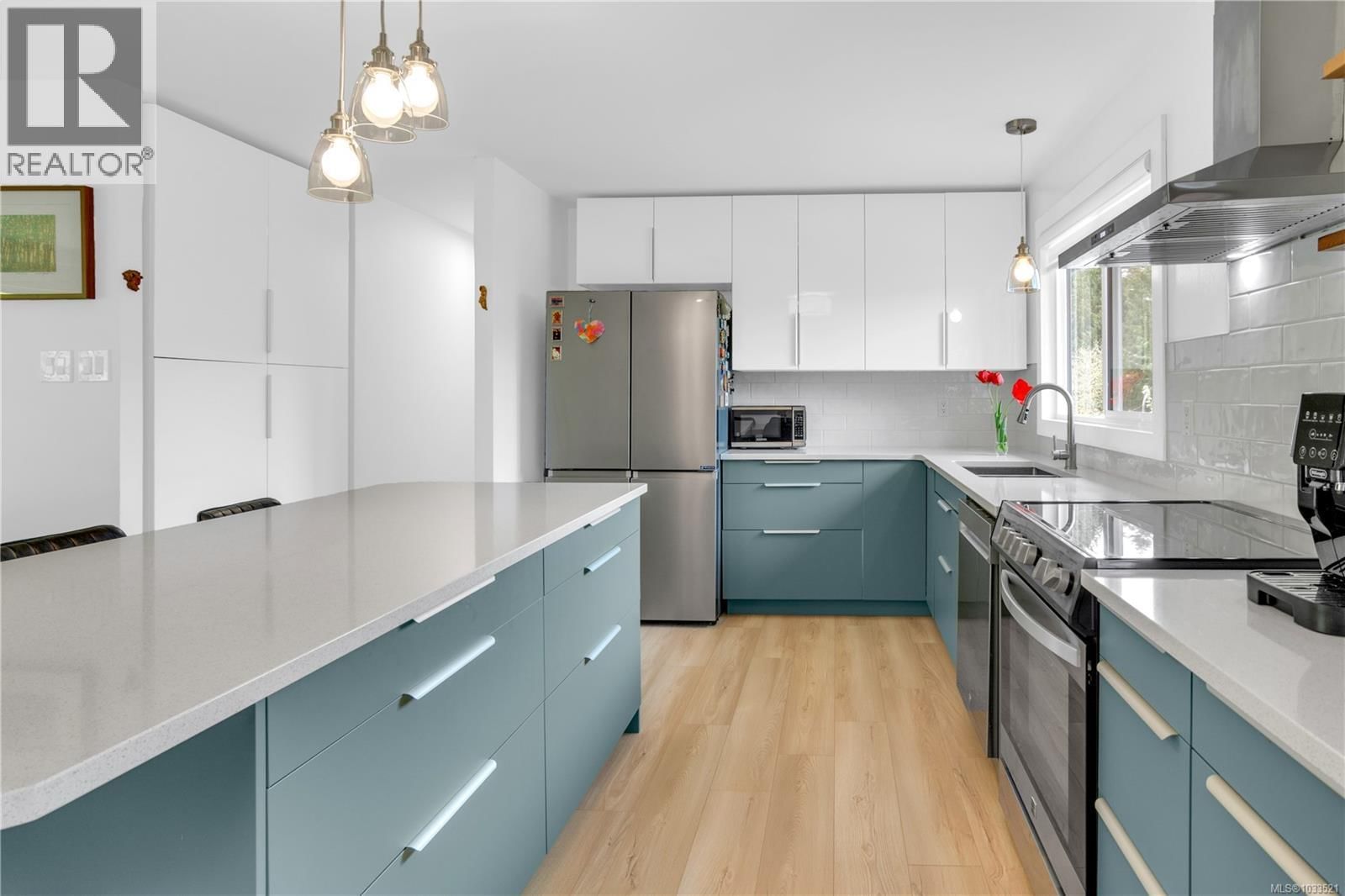 4085 Wellesley Avenue property photo