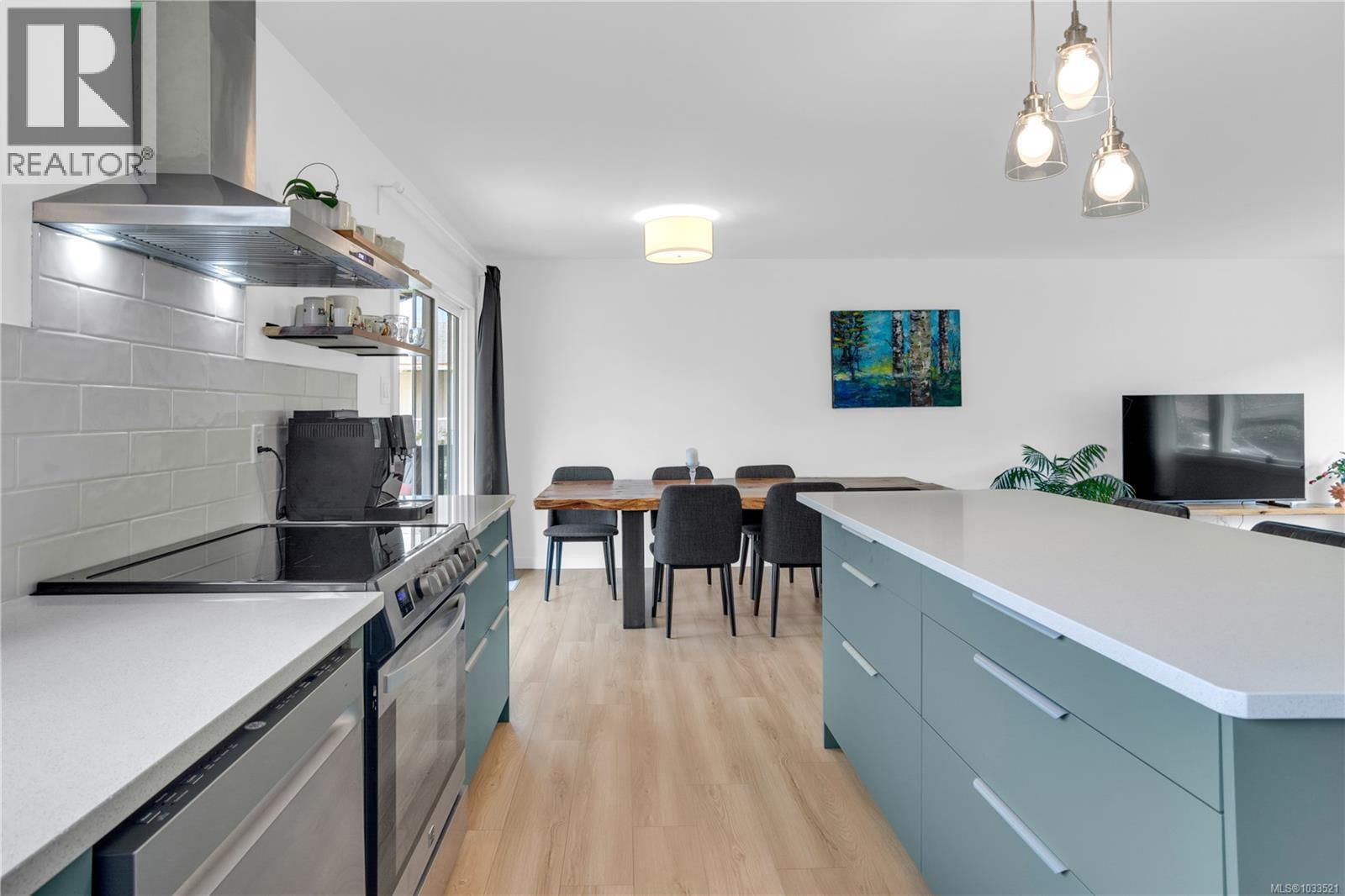 4085 Wellesley Avenue property photo