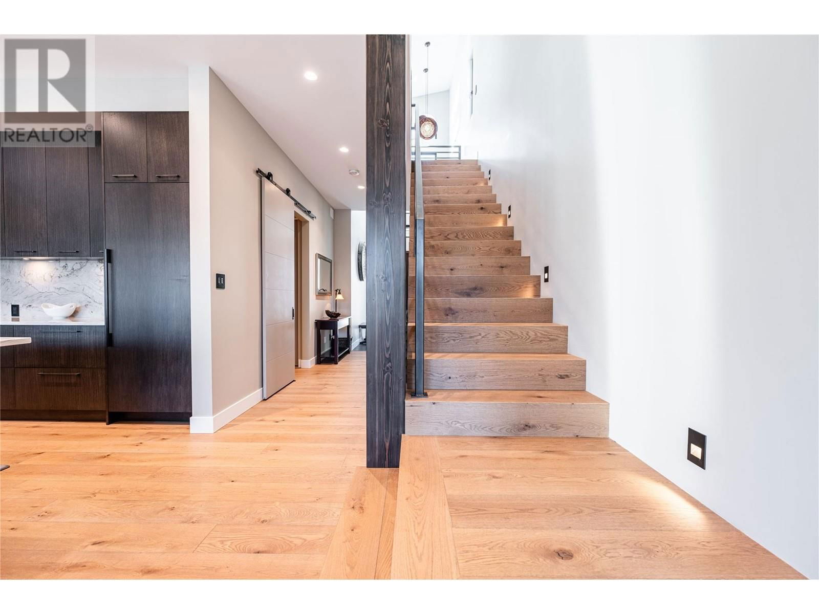 10138 BEACON HILL DRIVE Image 44