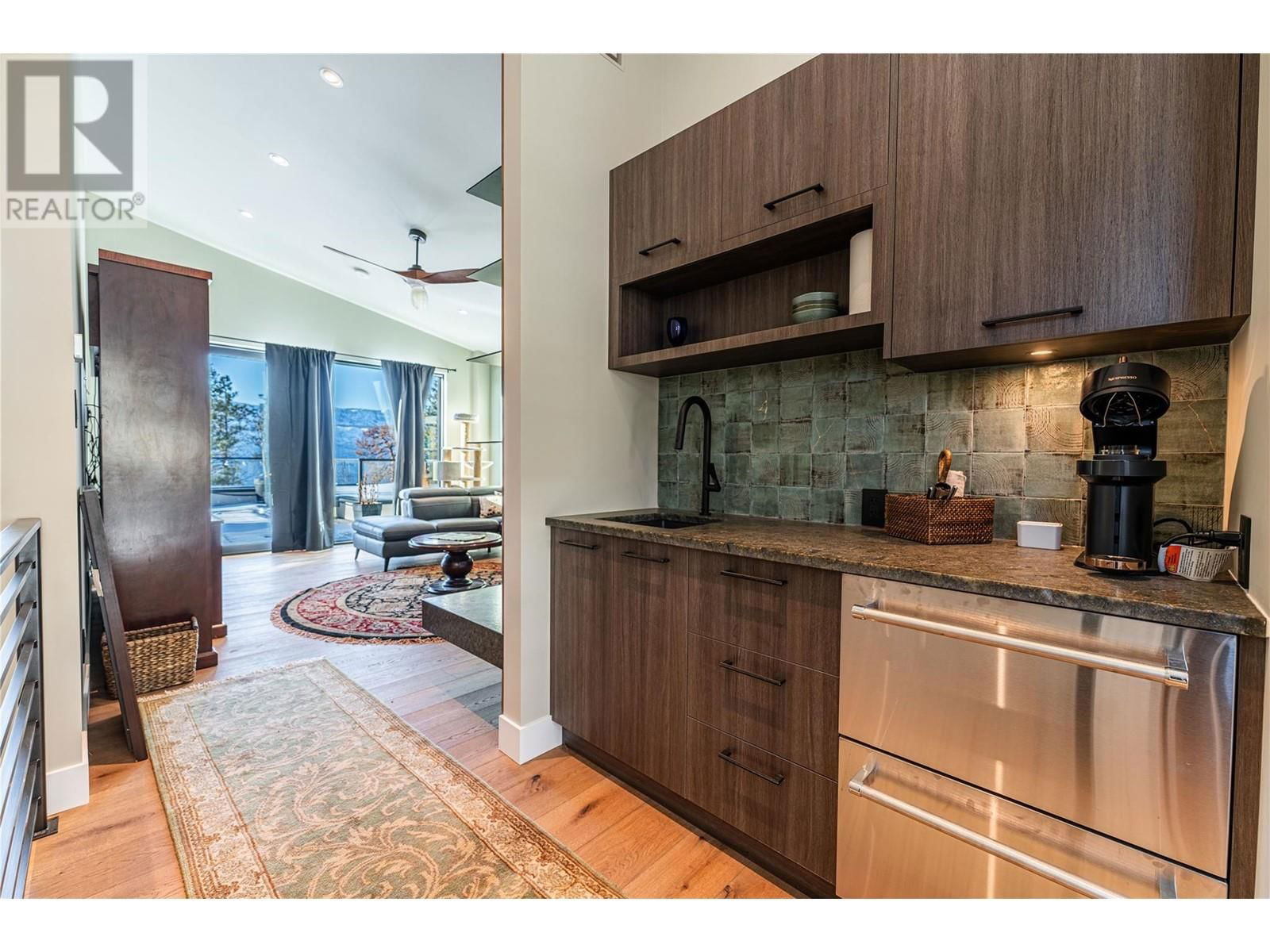 10138 BEACON HILL DRIVE Image 45