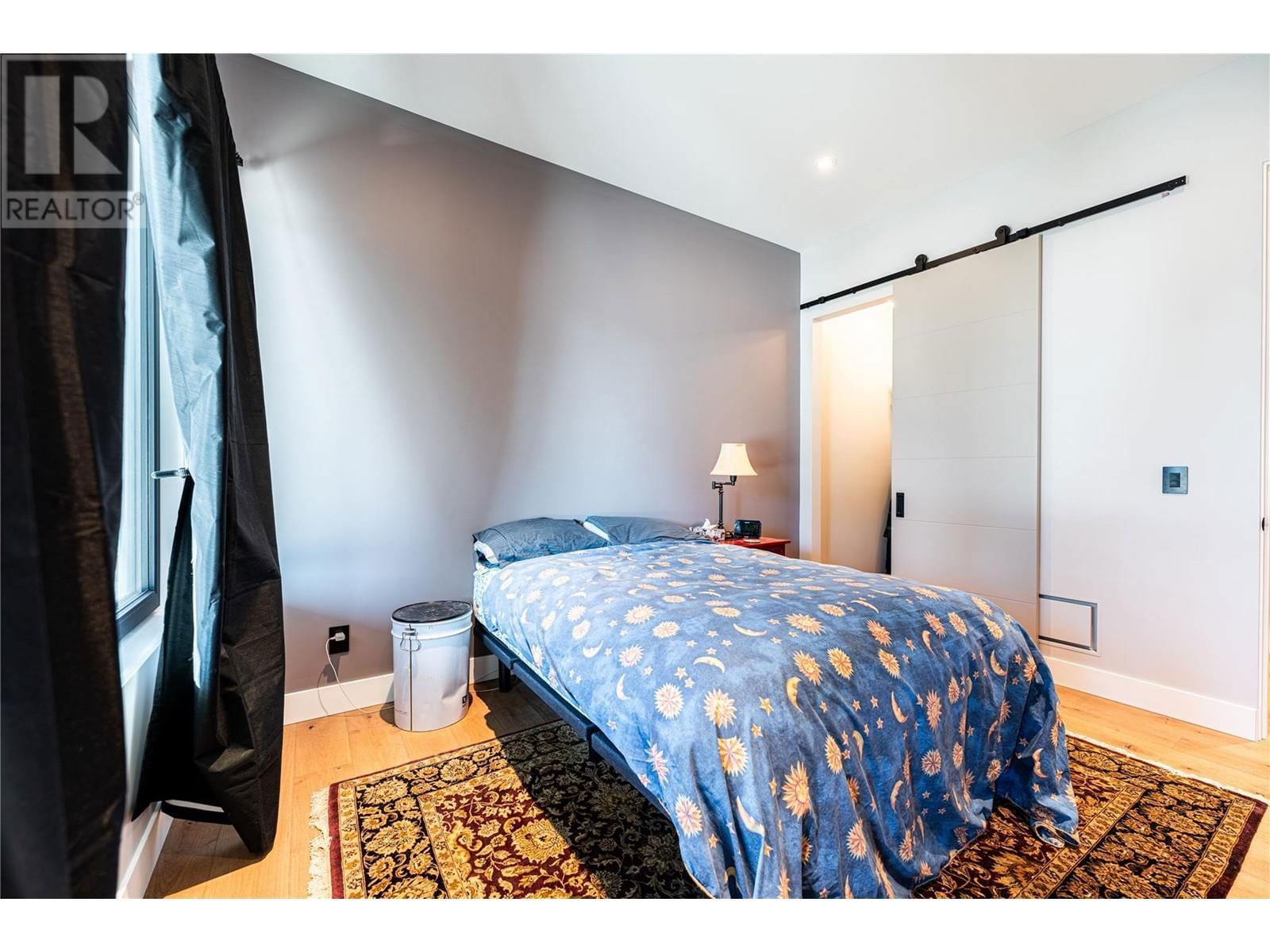 10138 BEACON HILL DRIVE Image 72