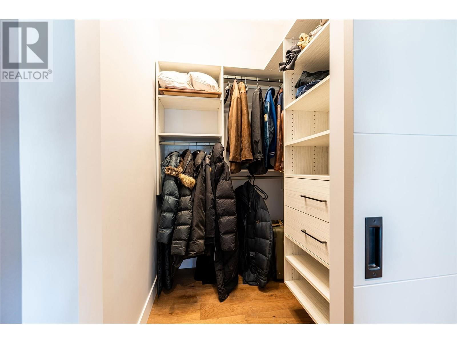 10138 BEACON HILL DRIVE Image 73
