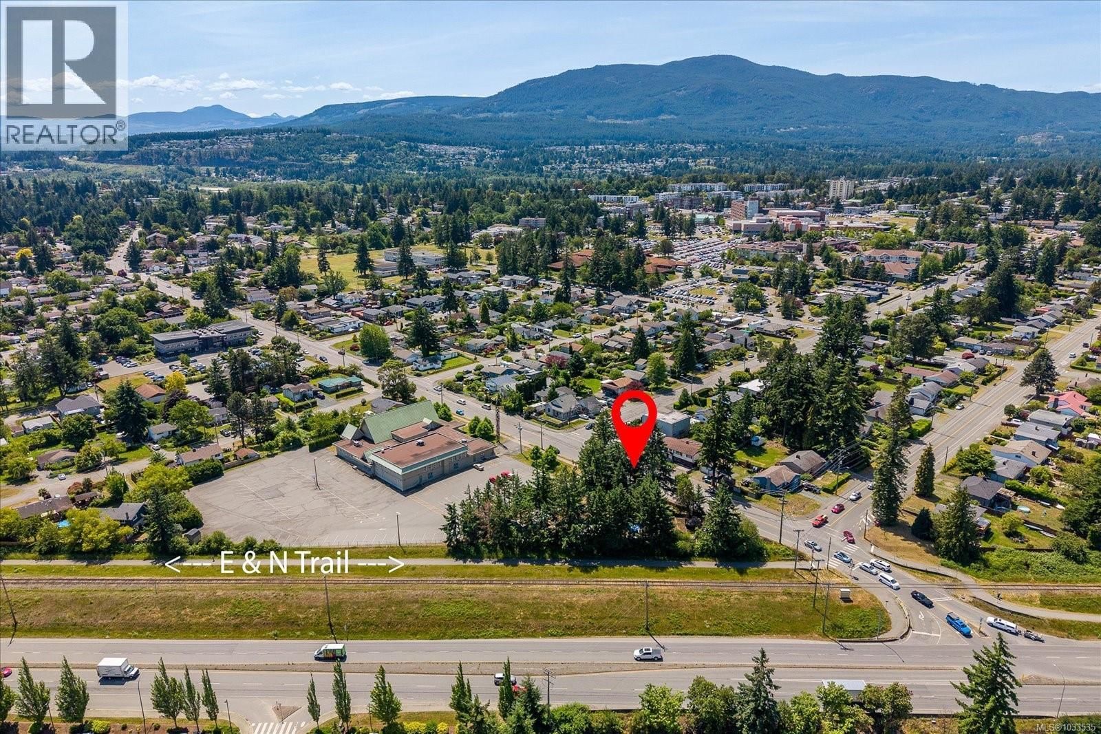 1790 Waddington Road property photo
