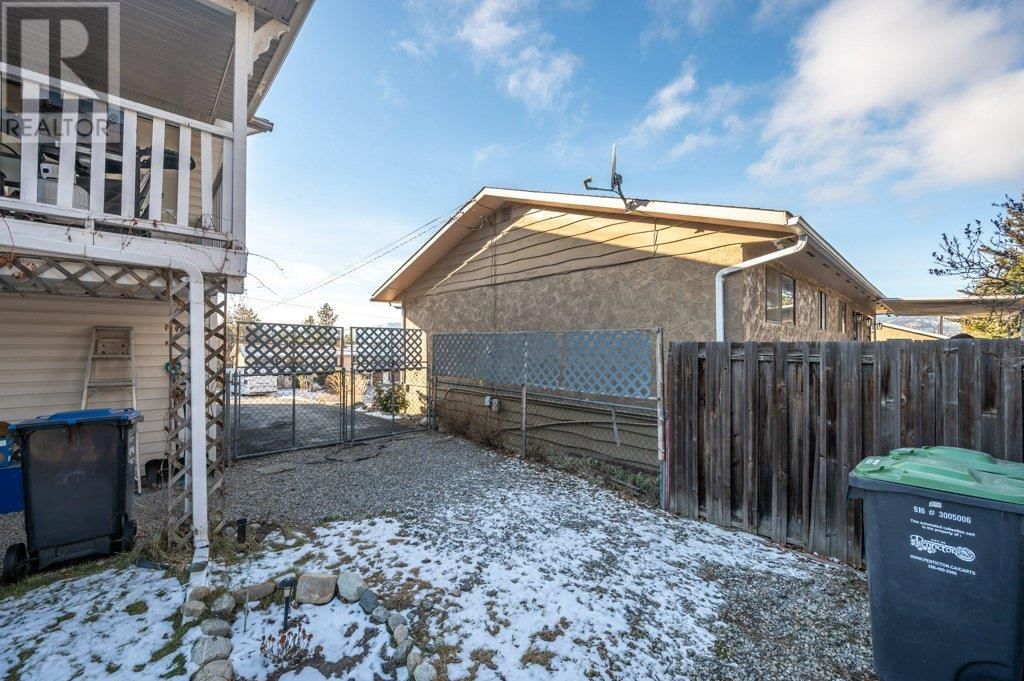 Listing Image 53