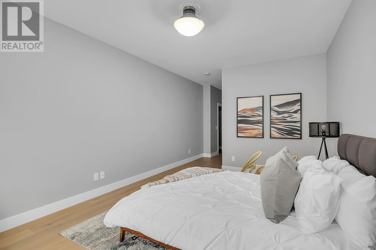 3755 ST. JAMES DRIVE Image 22