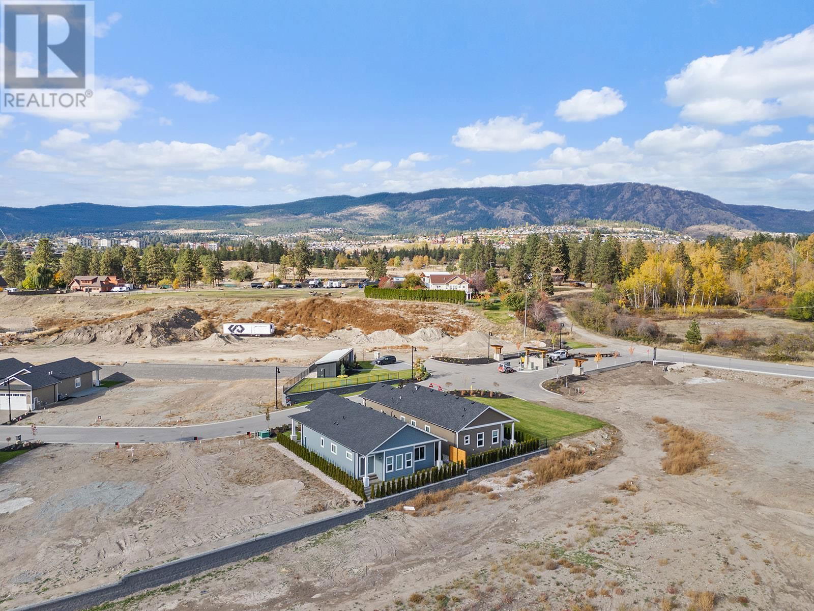 3755 ST. JAMES DRIVE Image 45