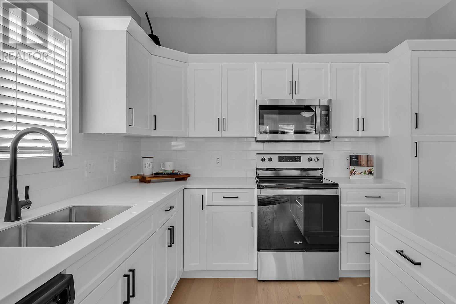 3755 ST. JAMES DRIVE Image 8
