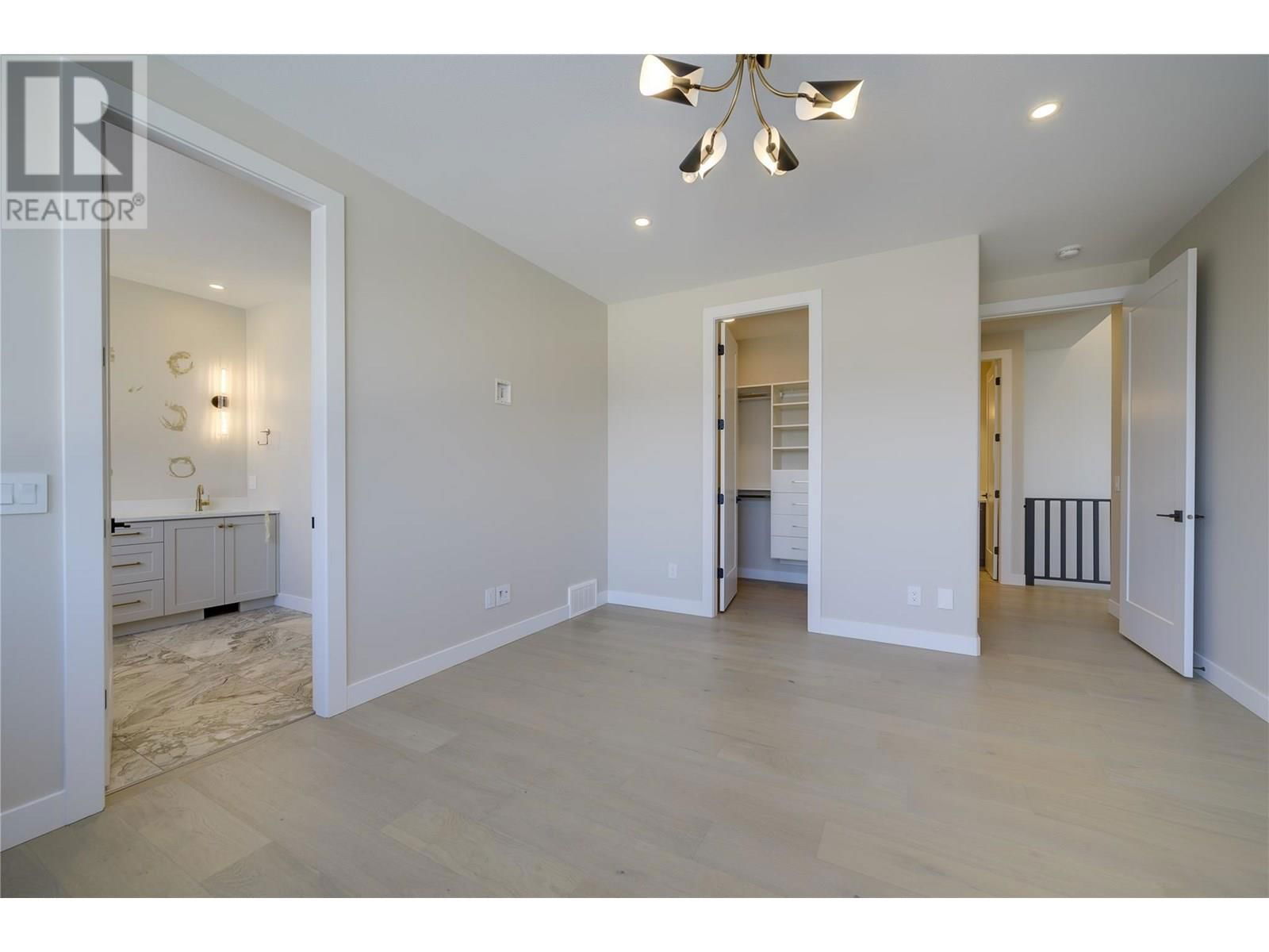 2138 LINFIELD DRIVE Image 19