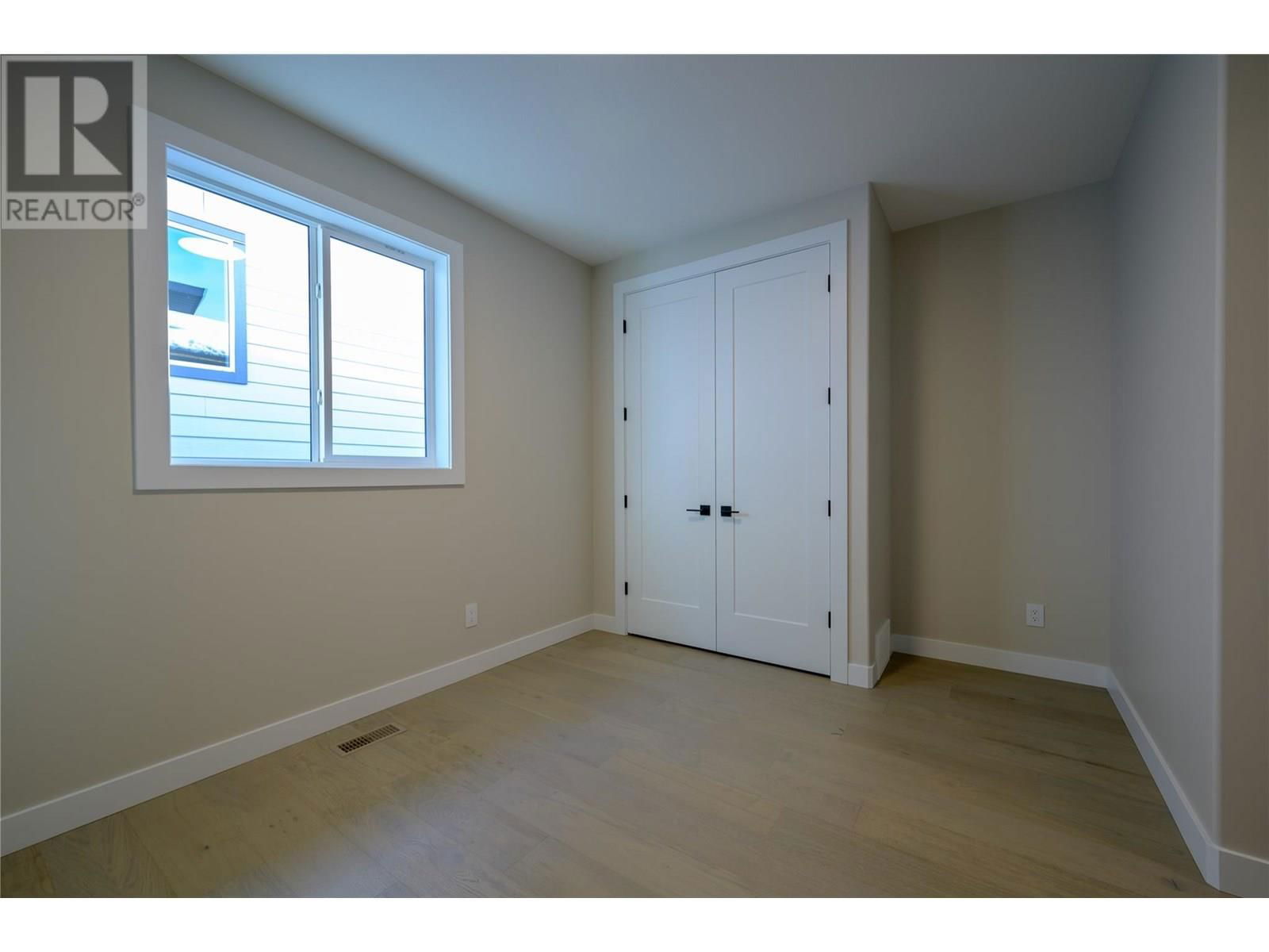 2138 LINFIELD DRIVE Image 23