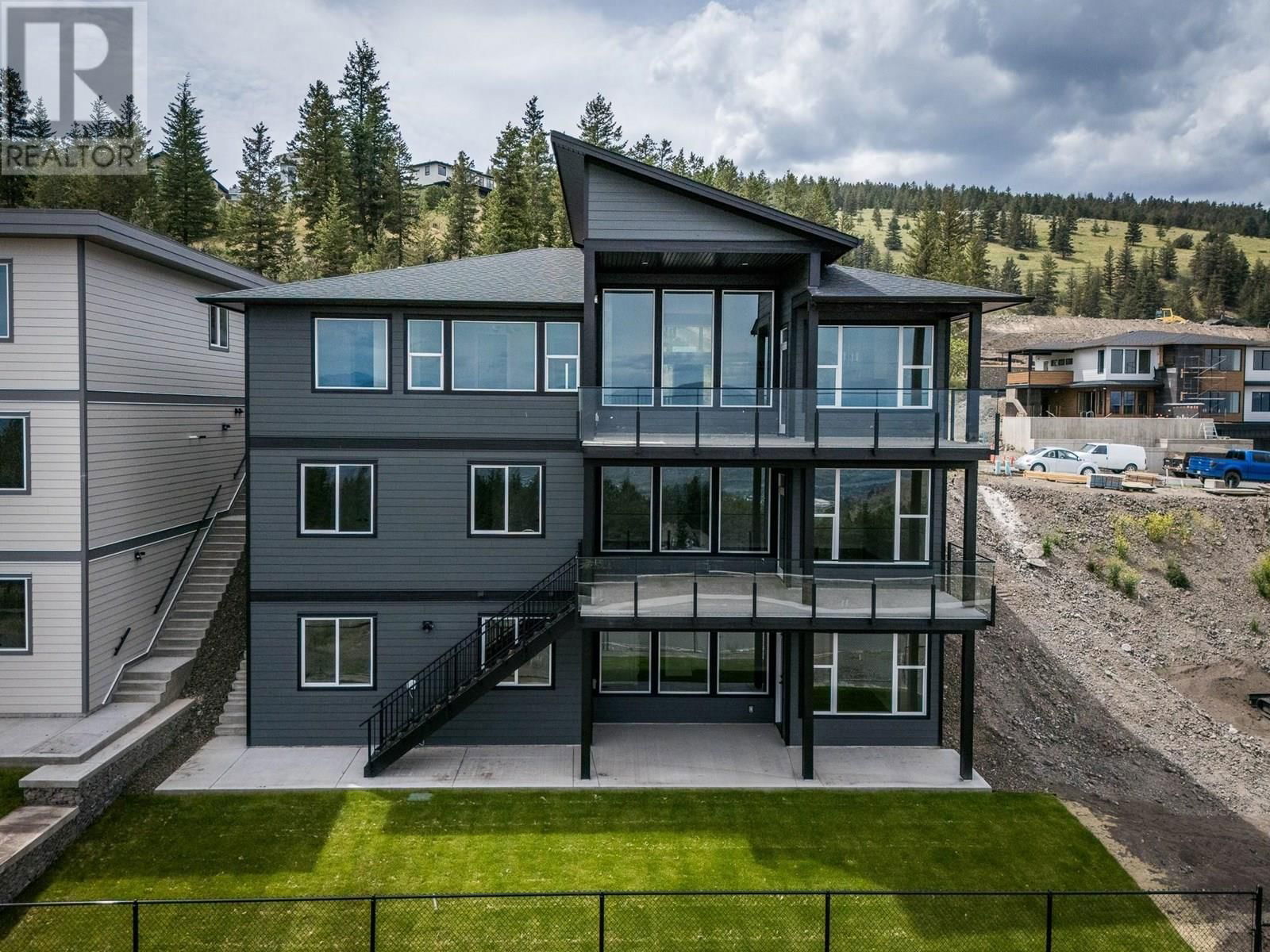 2138 LINFIELD DRIVE Image 45
