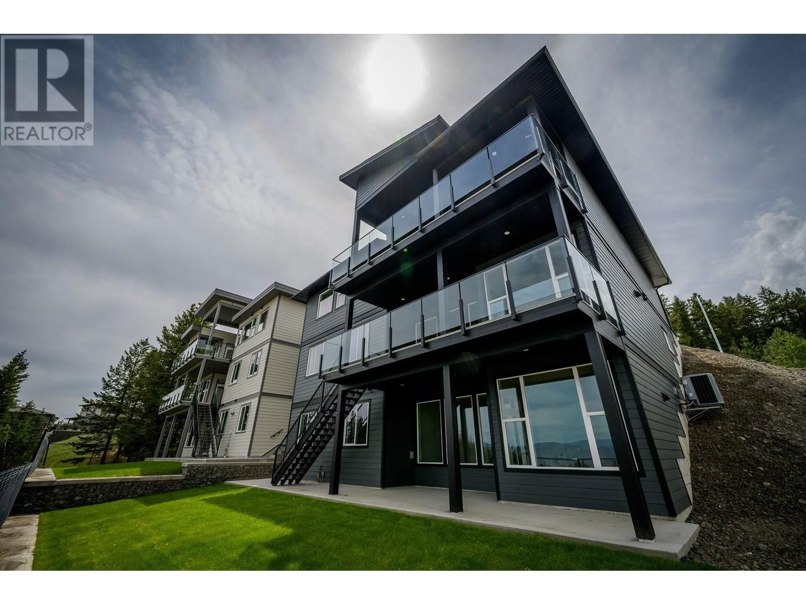 2138 LINFIELD DRIVE Image 48