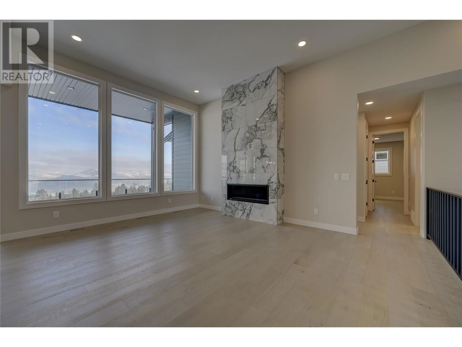 2138 LINFIELD DRIVE Image 5