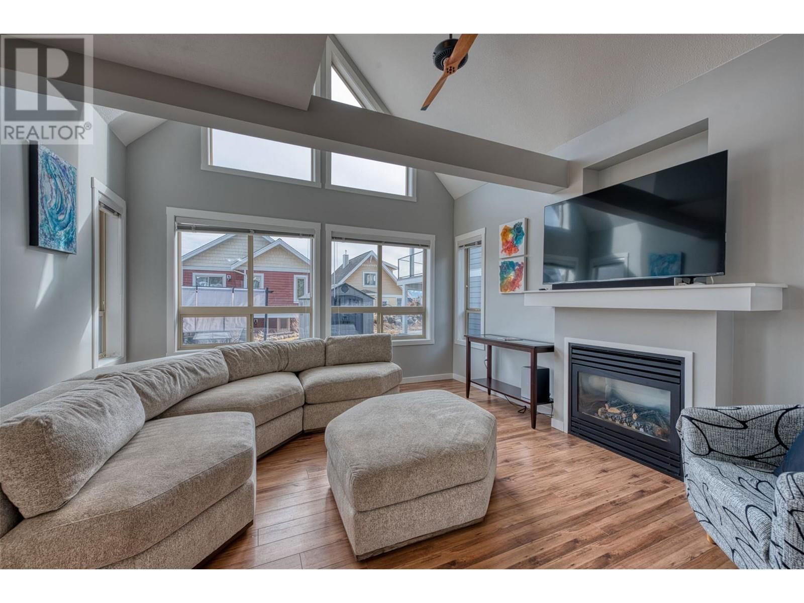 136 - 6833 SANTIAGO LOOP Image 6