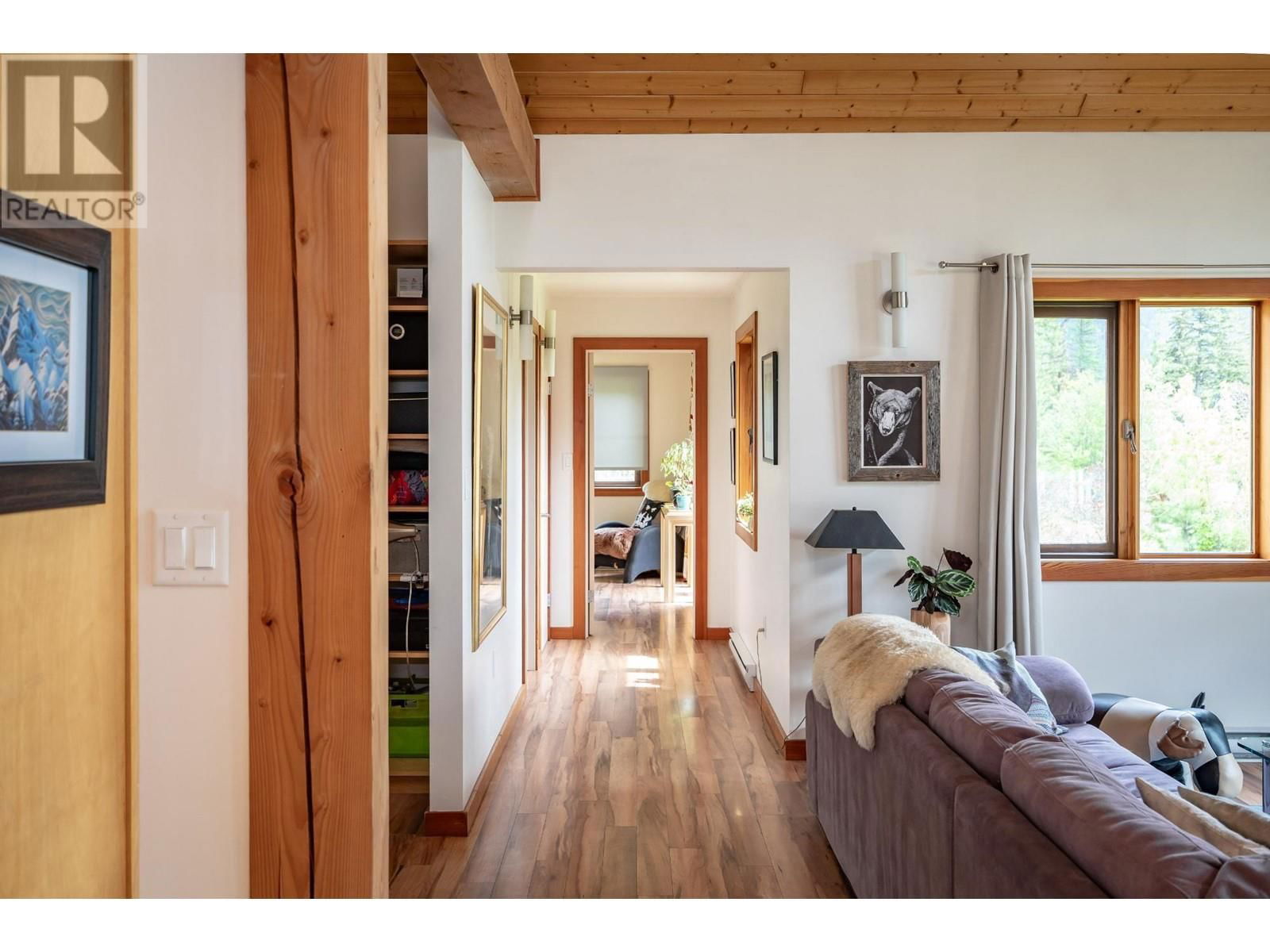 296 FULL MOON ROAD Image 22