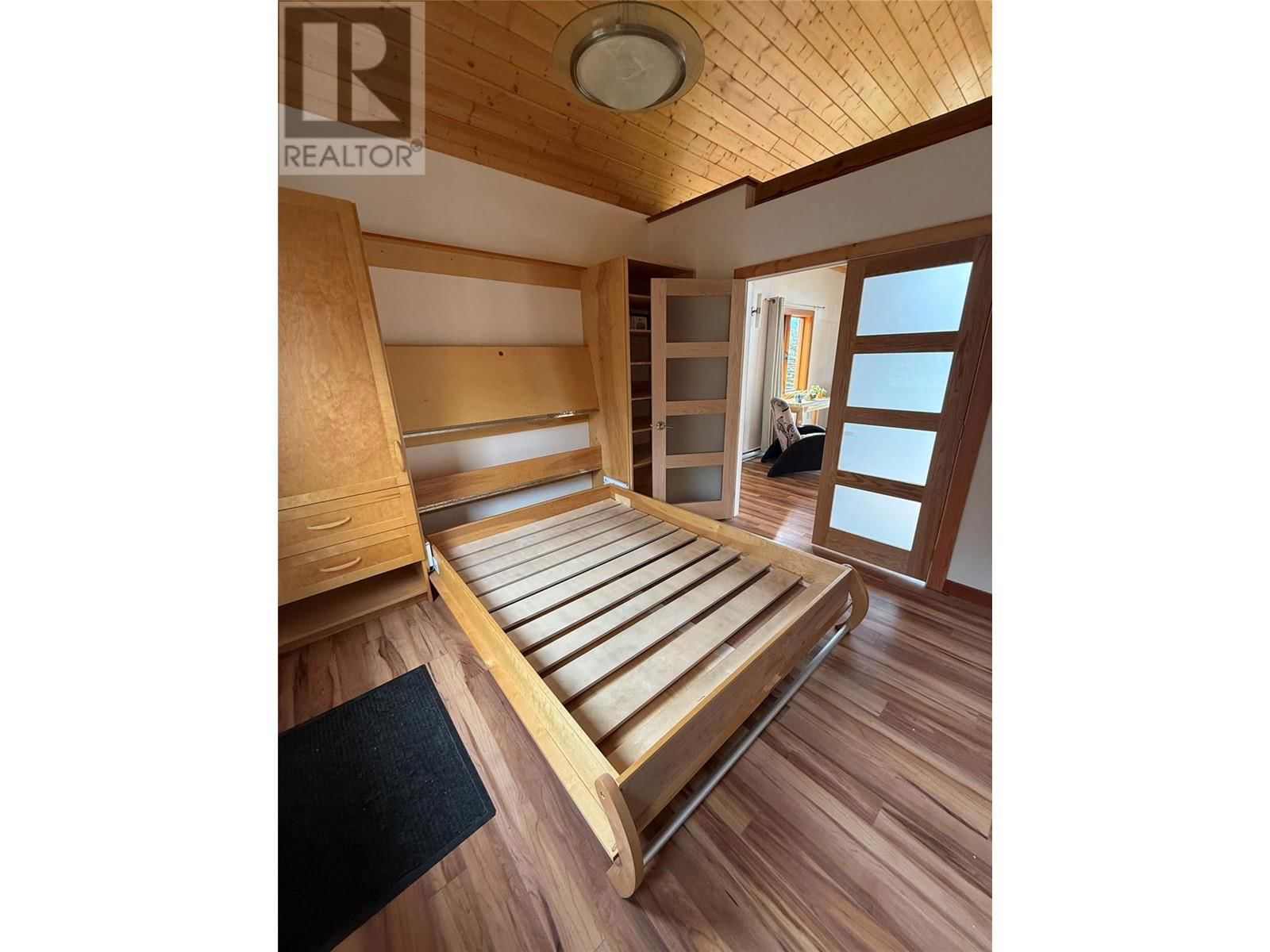 296 FULL MOON ROAD Image 26