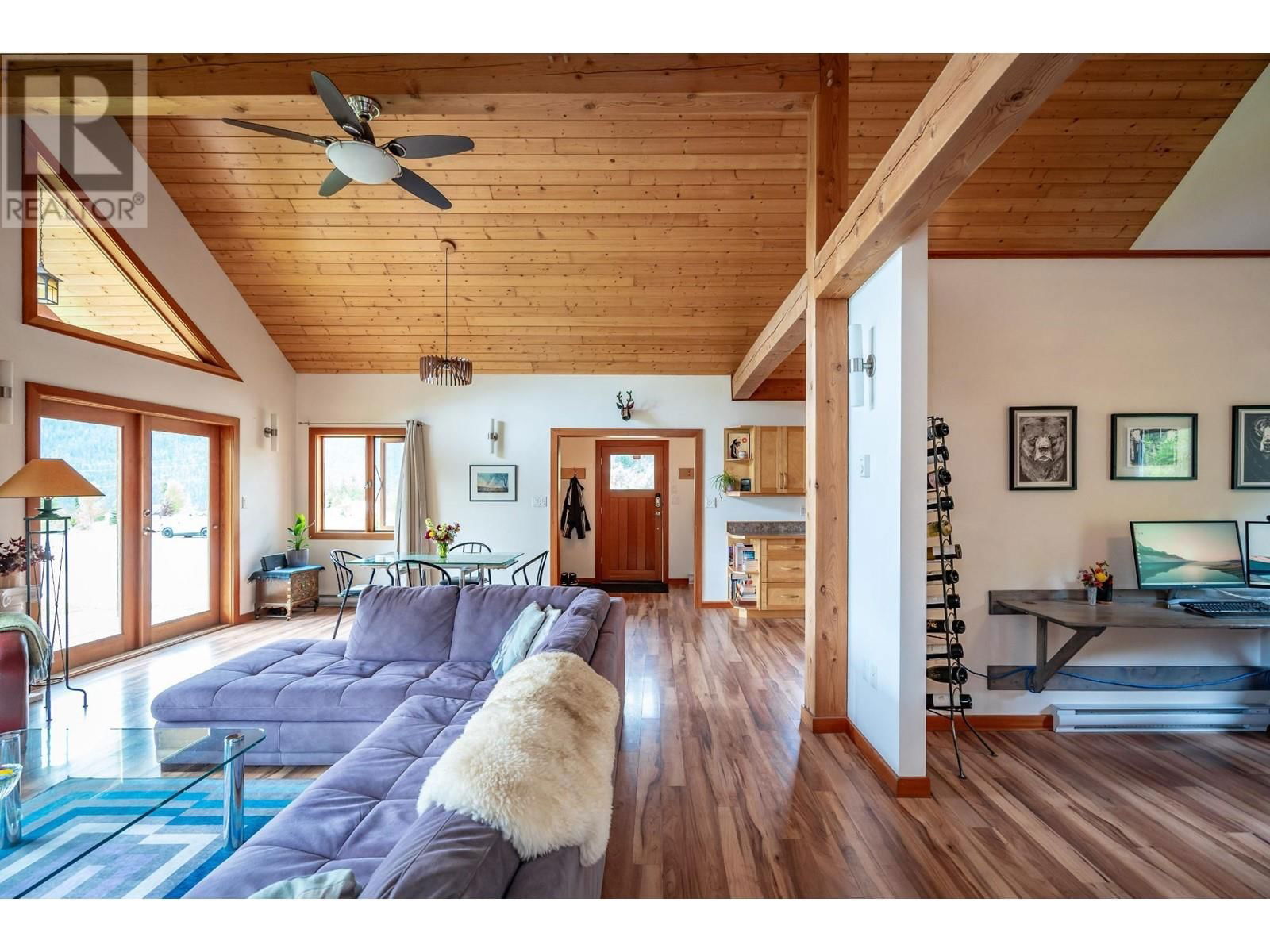 296 FULL MOON ROAD Image 31