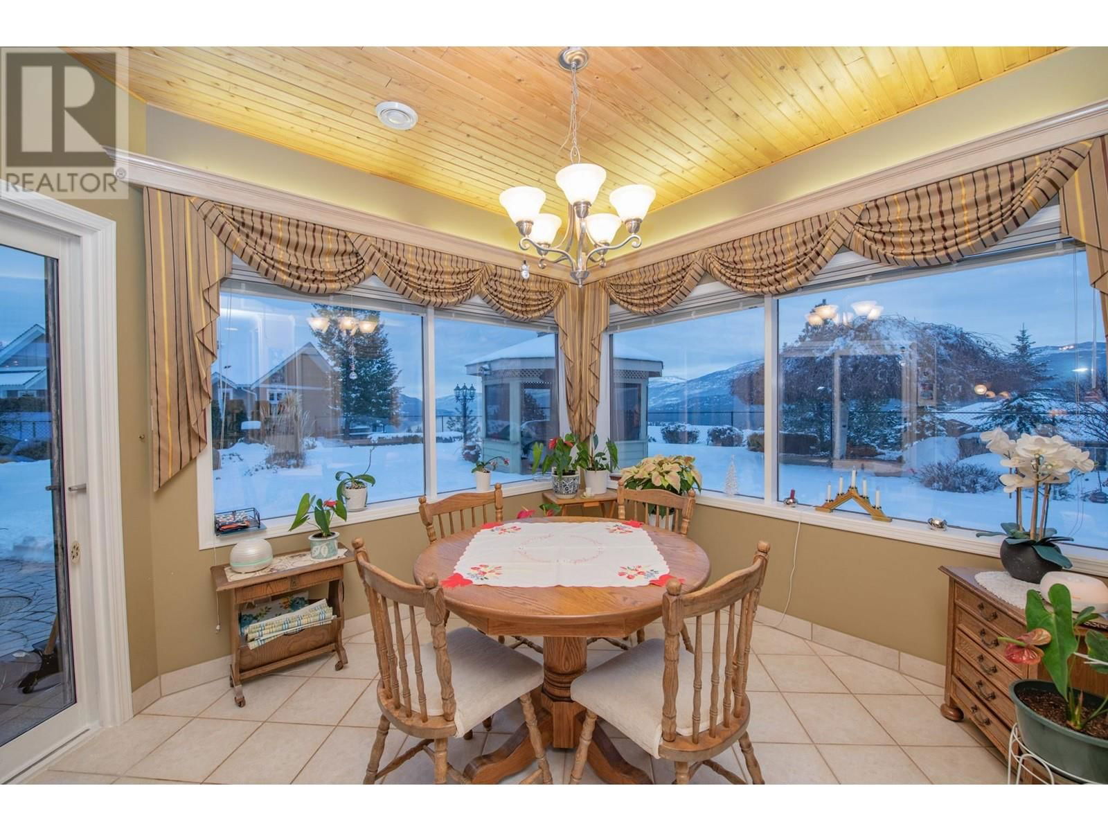 6 9196 TRONSON ROAD Image 20