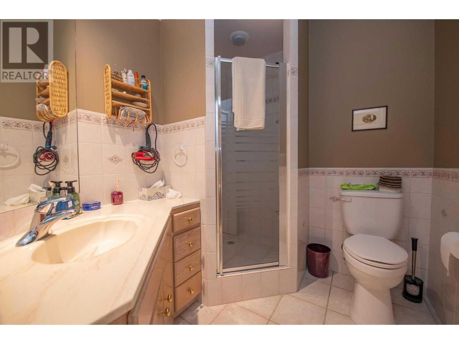 6 9196 TRONSON ROAD Image 32