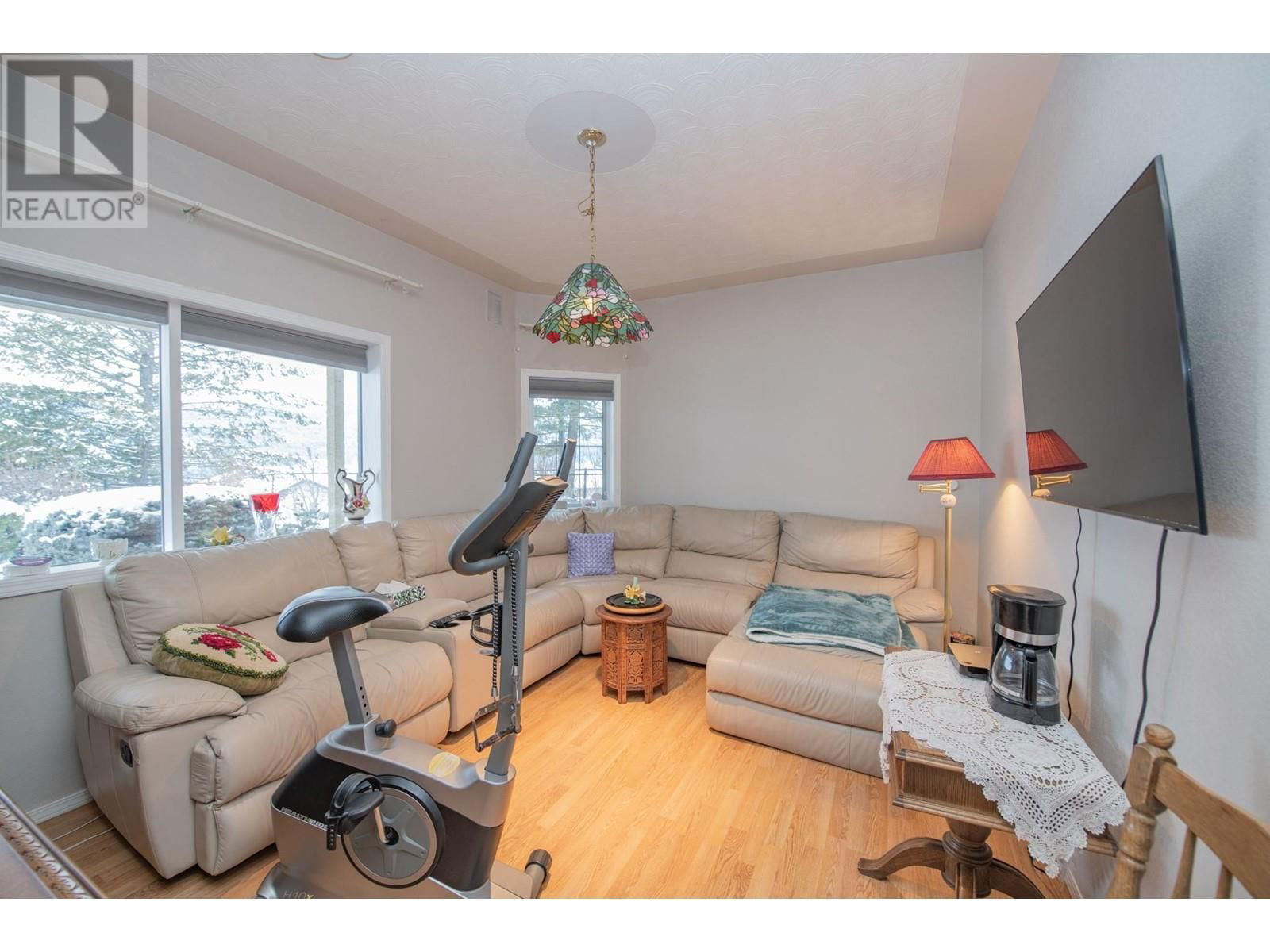 6 9196 TRONSON ROAD Image 41