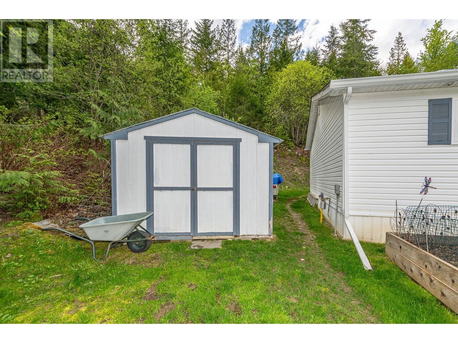 725 ABBINGTON LANE Image 37