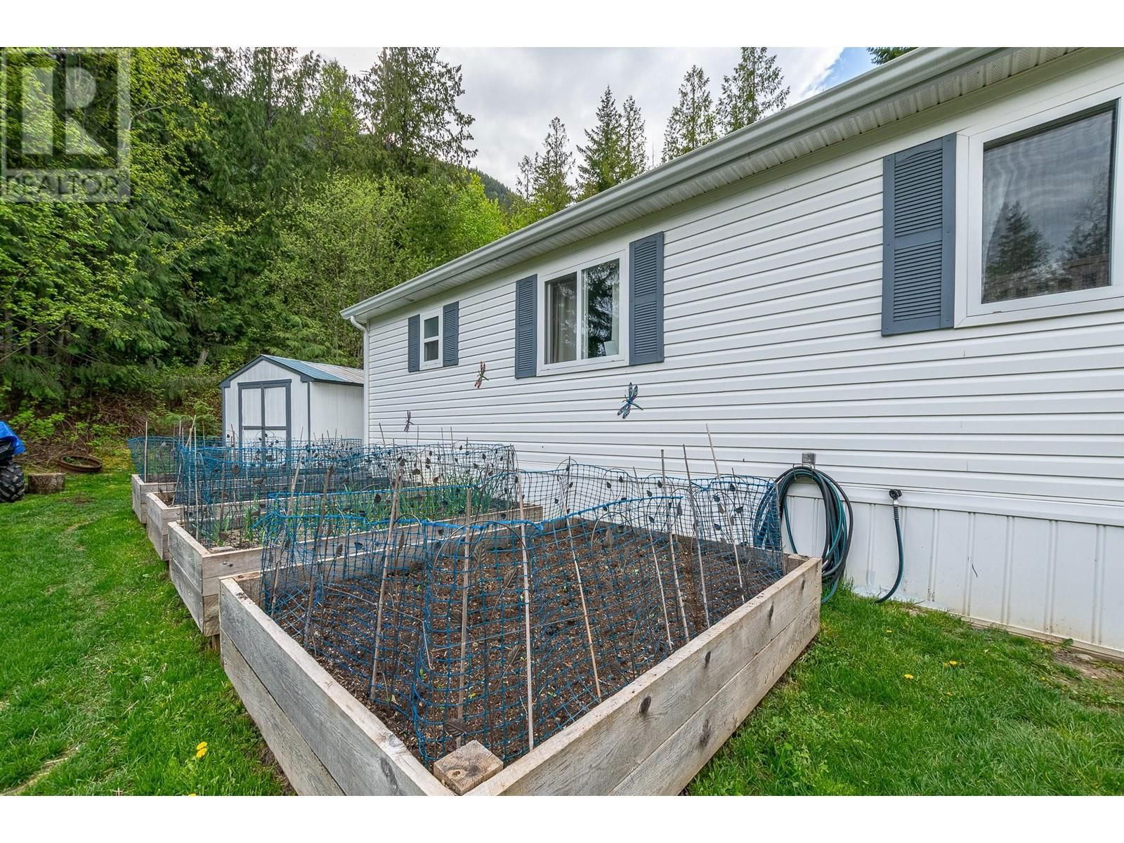 725 ABBINGTON LANE Image 38