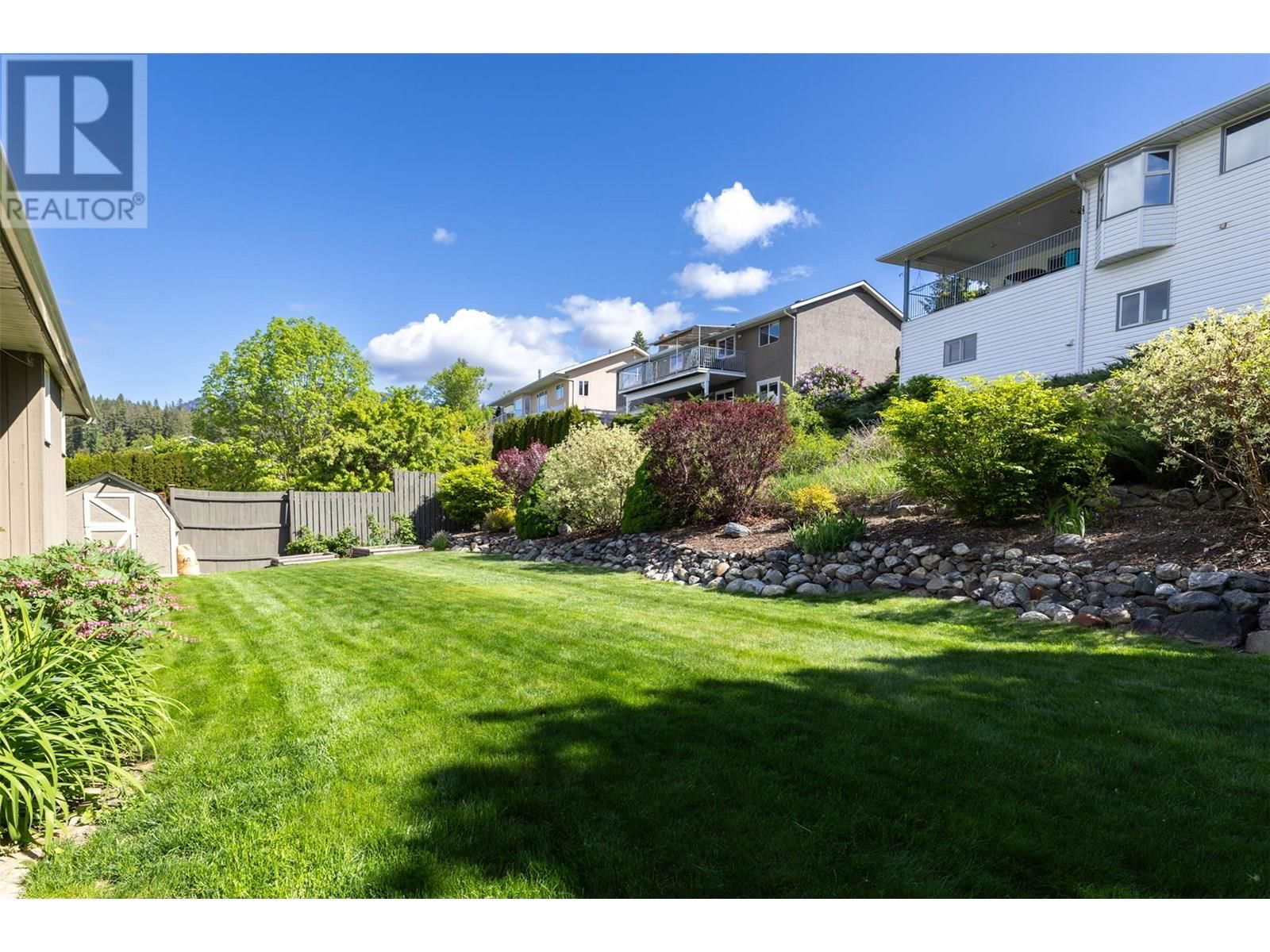 4750 14 STREET NORTHEAST Image 38