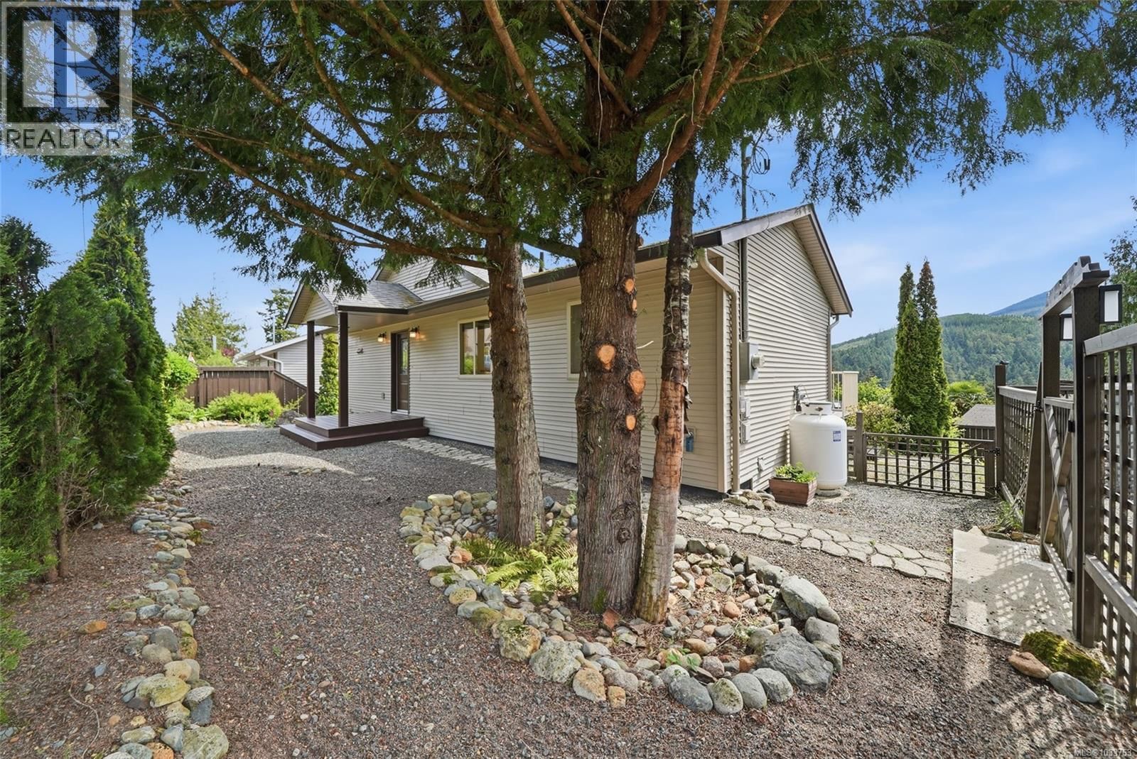 1758 Martini Way property photo