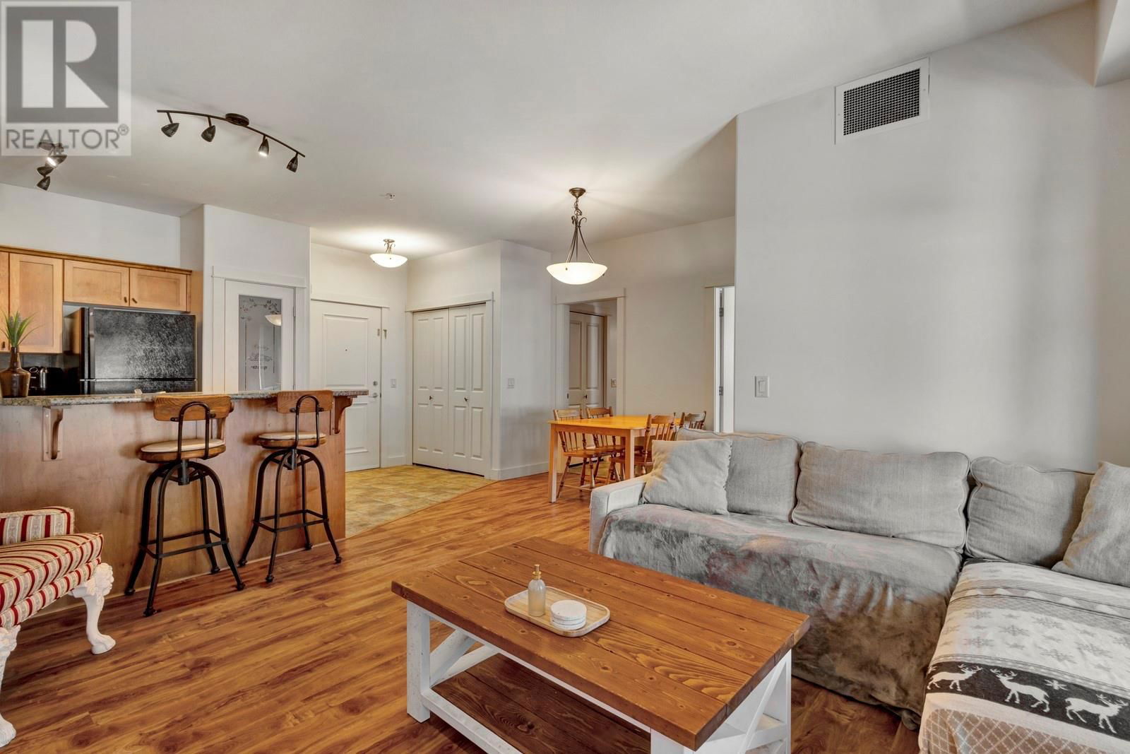113 - 2551 SHORELINE DRIVE Image 8