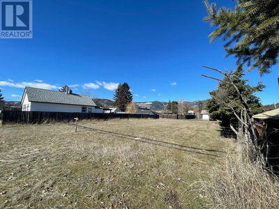 Image #1 of Commercial for Sale at 68th, Grand Forks, British Columbia