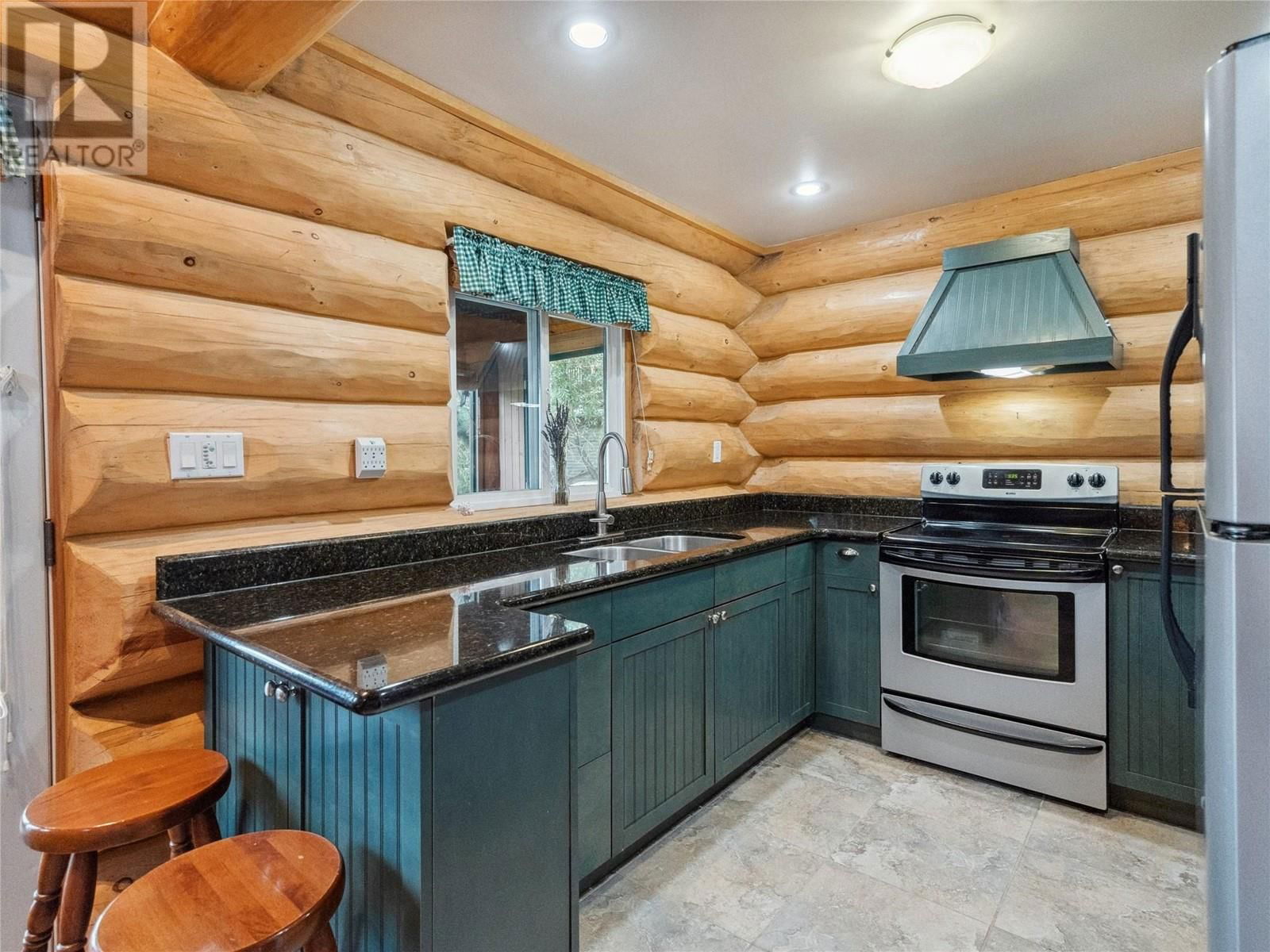10276 TWIN BAYS ROAD Image 18