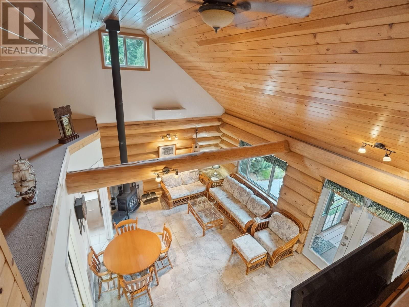 10276 TWIN BAYS ROAD Image 25