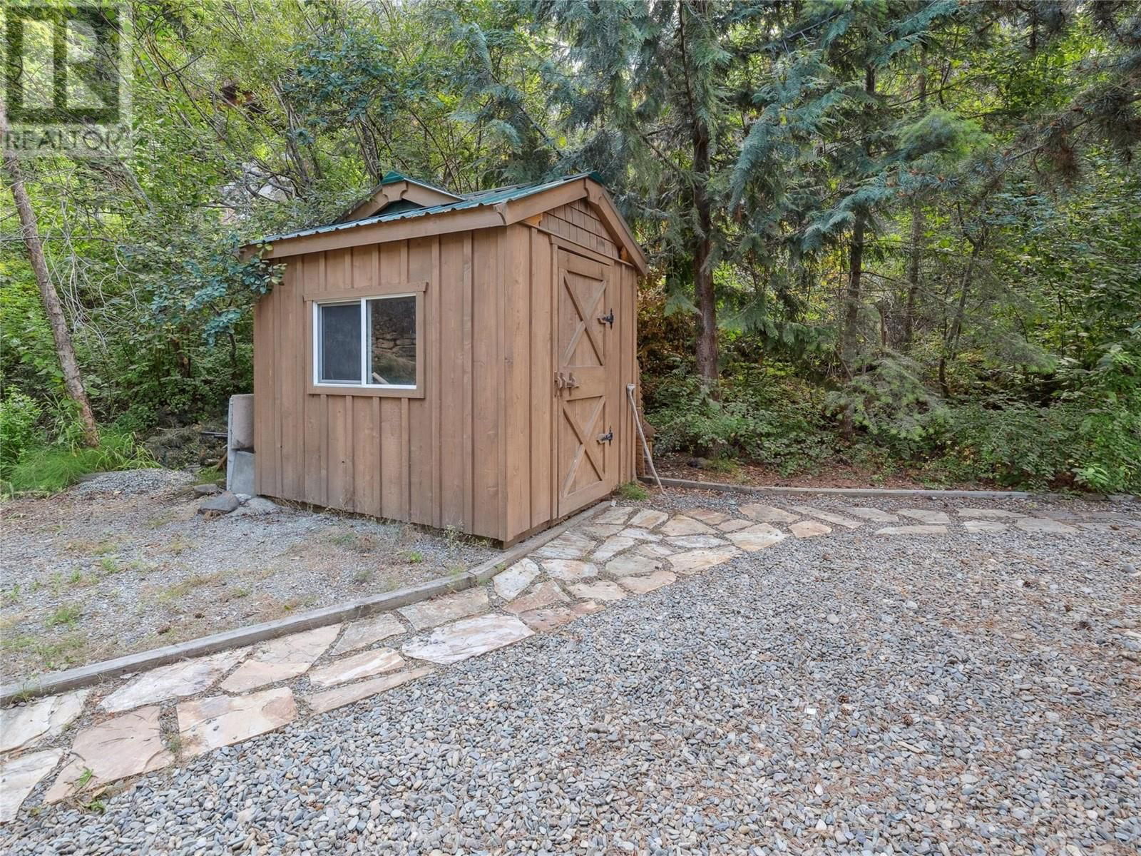 10276 TWIN BAYS ROAD Image 35