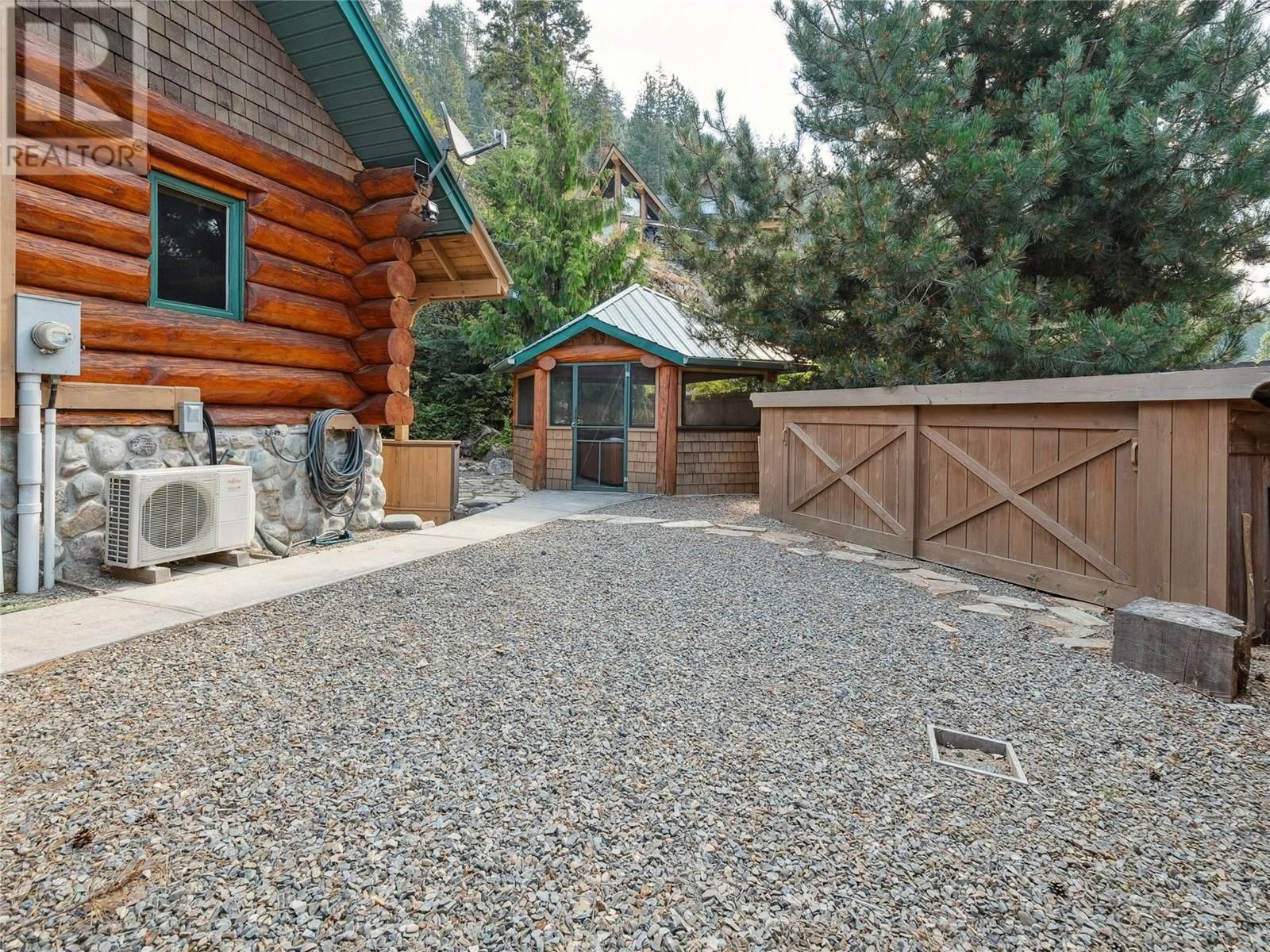 10276 TWIN BAYS ROAD Image 41