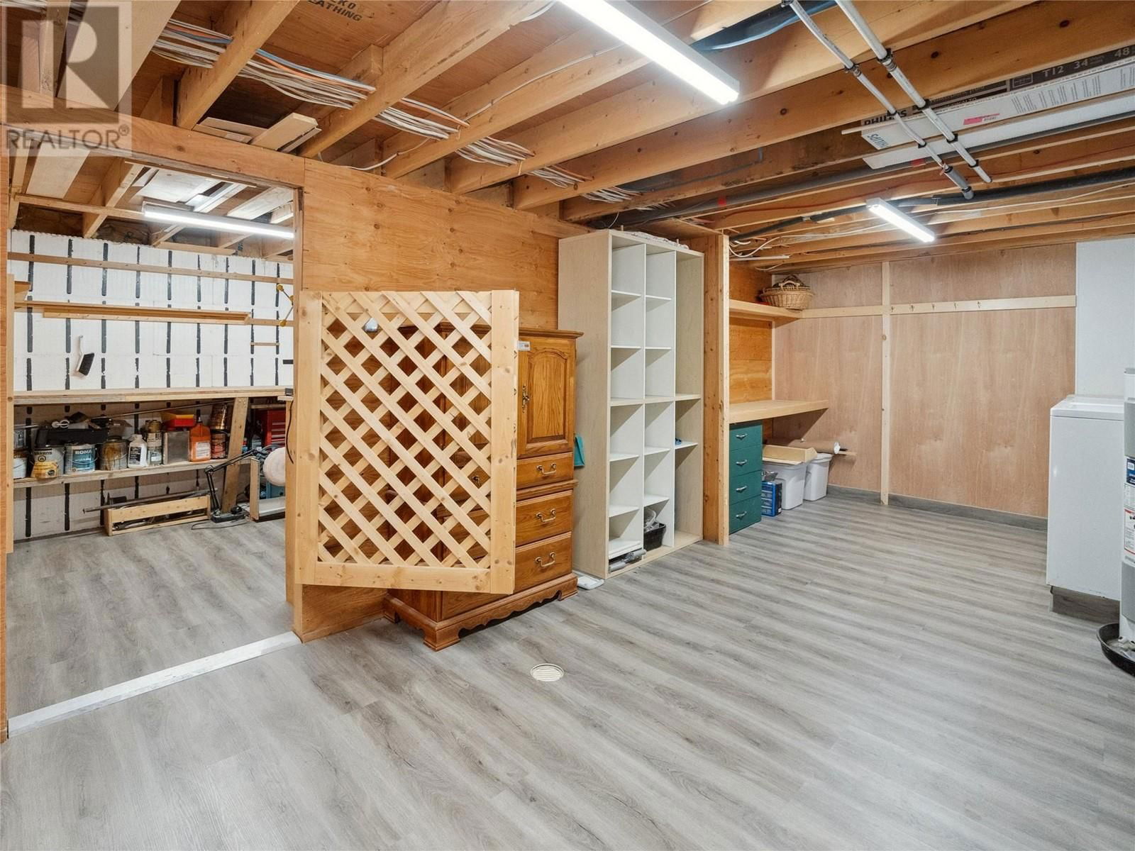 10276 TWIN BAYS ROAD Image 45