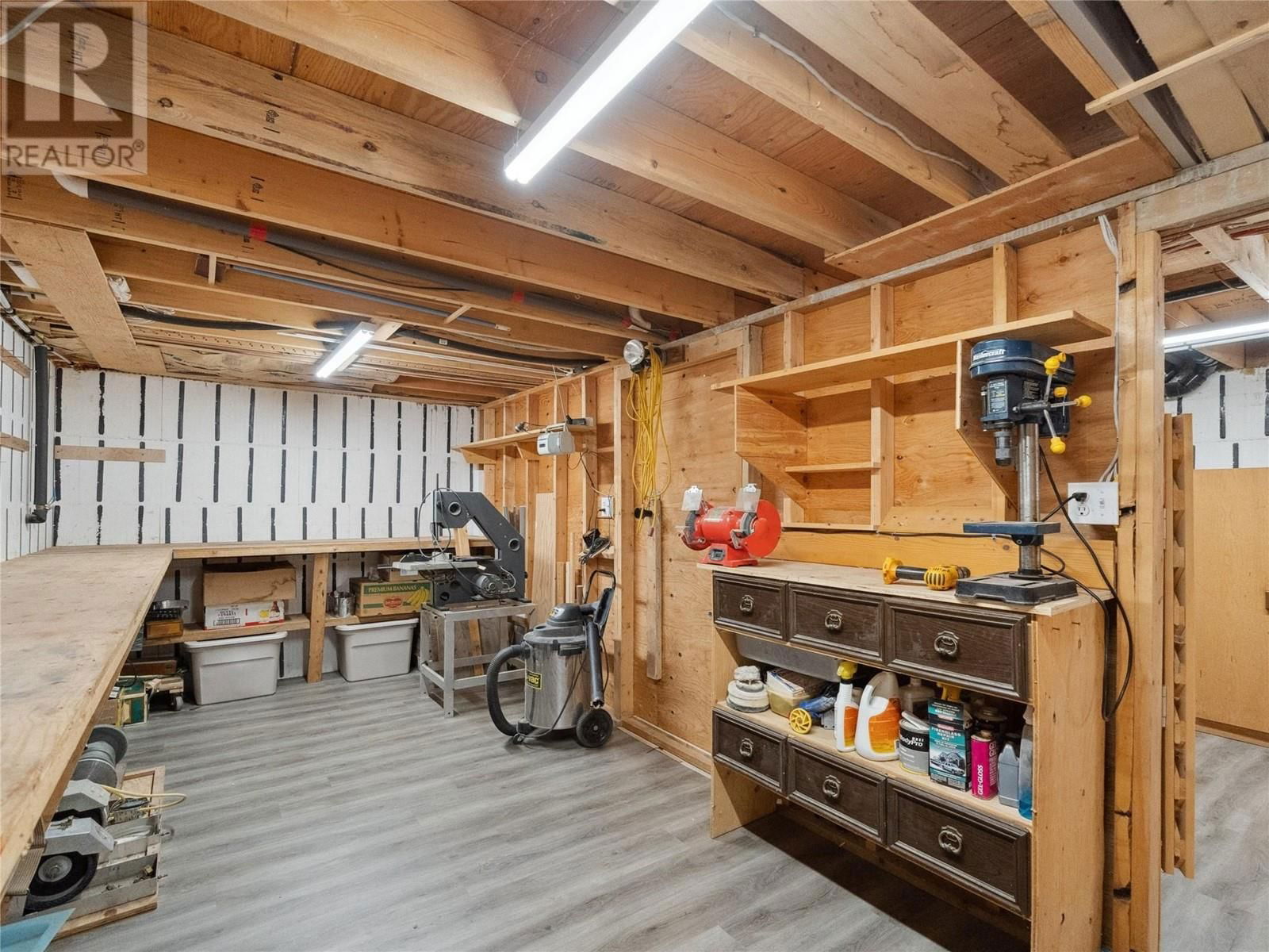 10276 TWIN BAYS ROAD Image 57