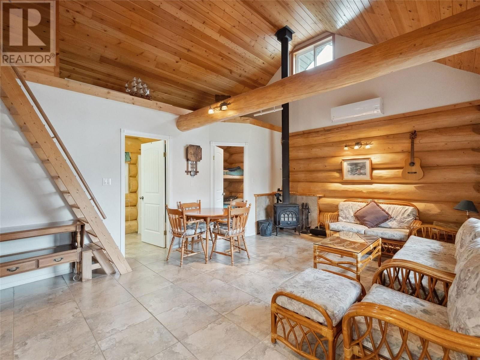 10276 TWIN BAYS ROAD Image 6