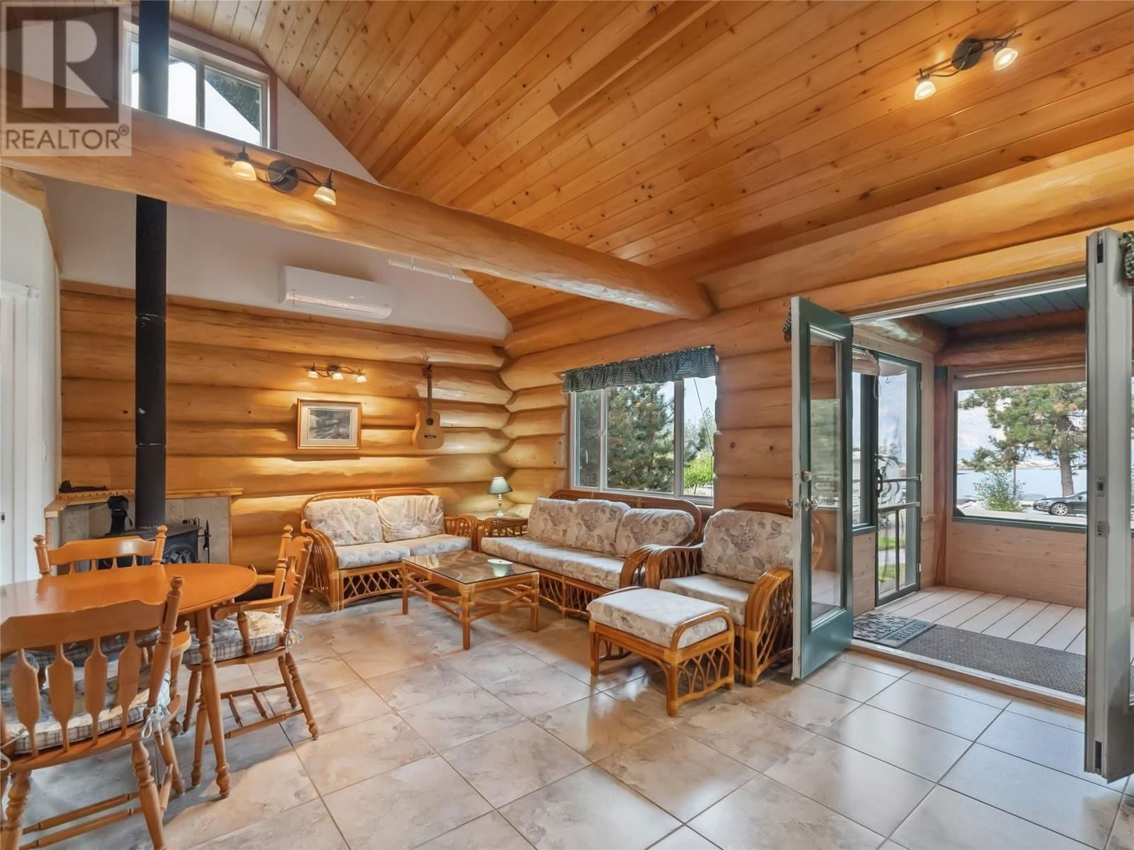 10276 TWIN BAYS ROAD Image 8