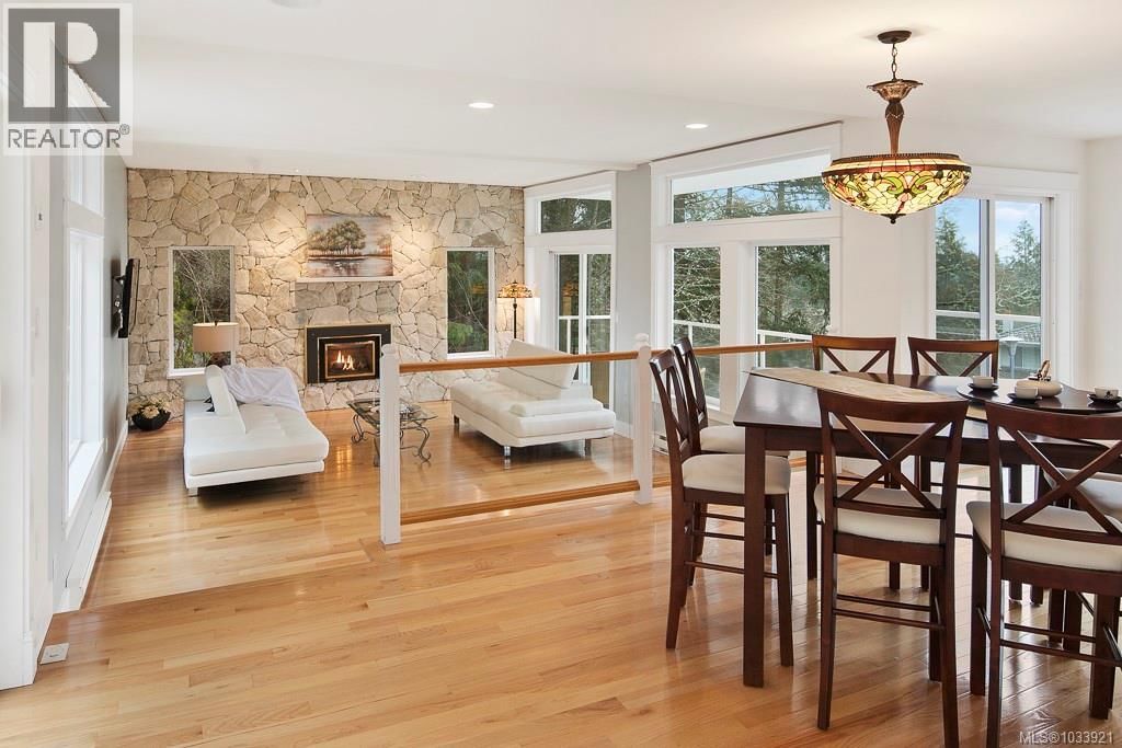 4612 Cliffwood Place property photo
