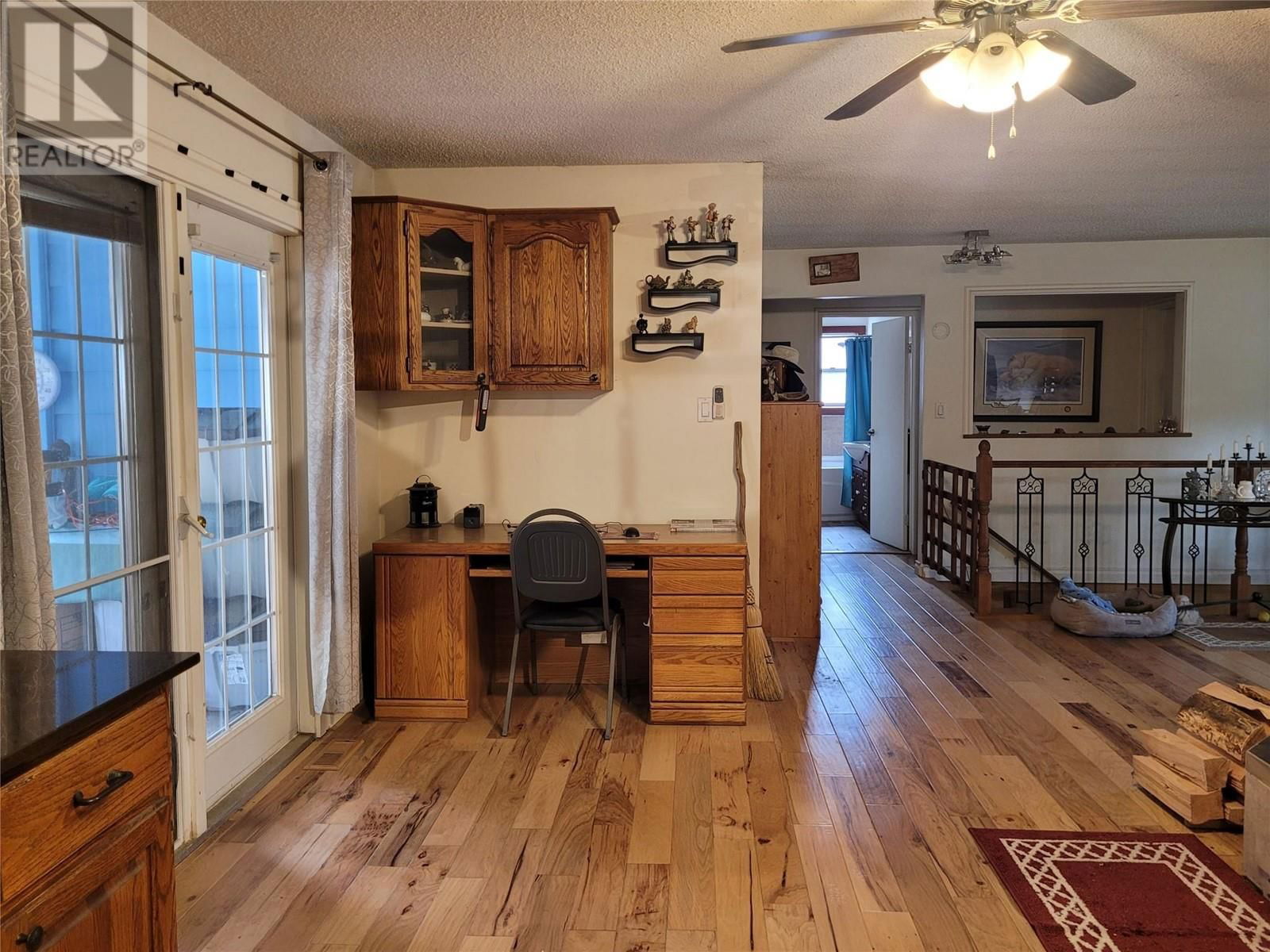 1433 DAVY ROAD Image 14