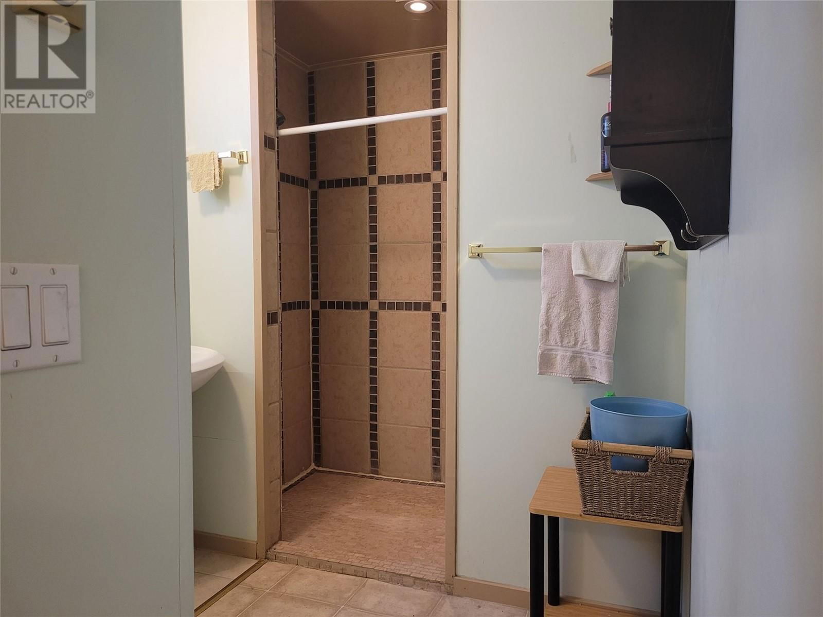 1433 DAVY ROAD Image 35