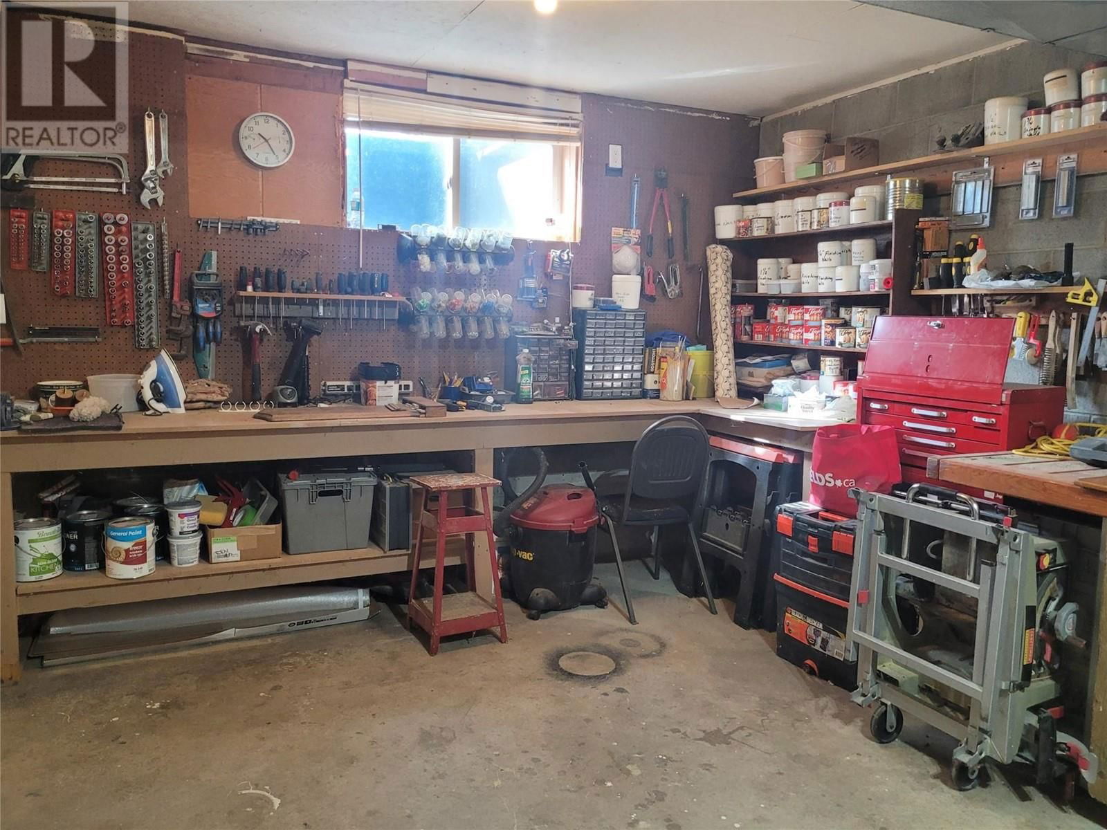 1433 DAVY ROAD Image 42