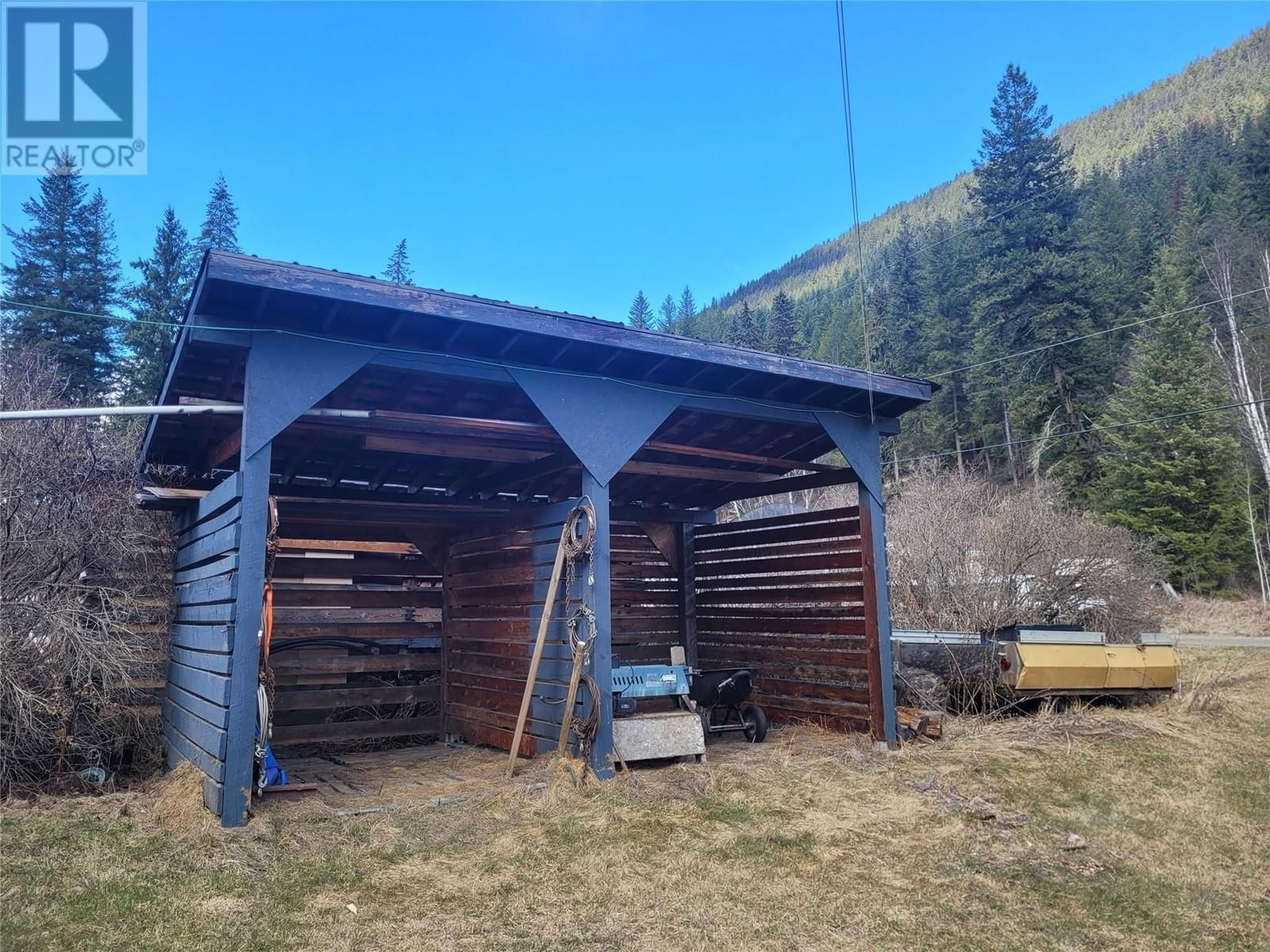 1433 DAVY ROAD Image 49