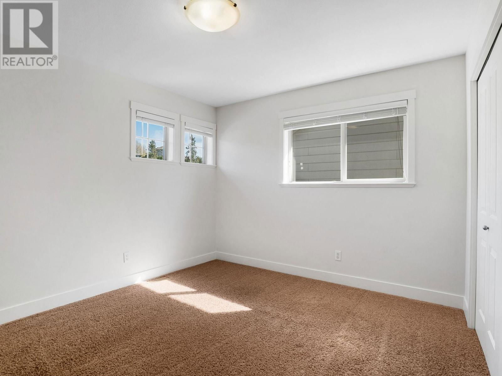 4 - 2051 SUNVIEW DRIVE Image 26