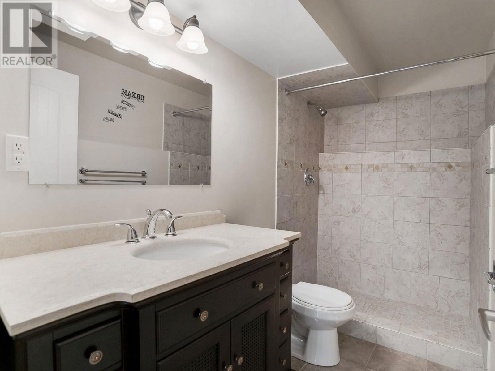 4 - 2051 SUNVIEW DRIVE Image 34