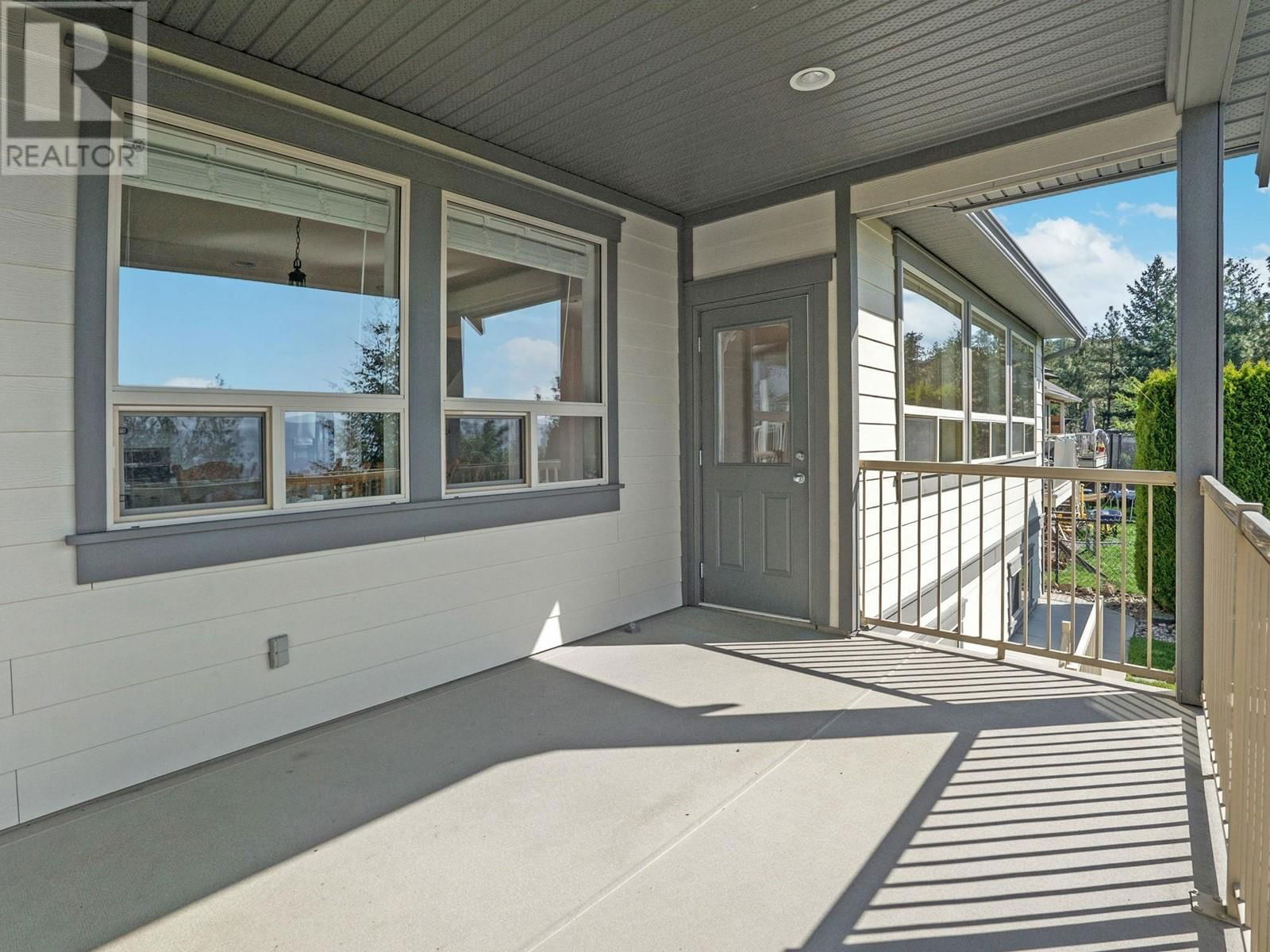 4 - 2051 SUNVIEW DRIVE Image 44