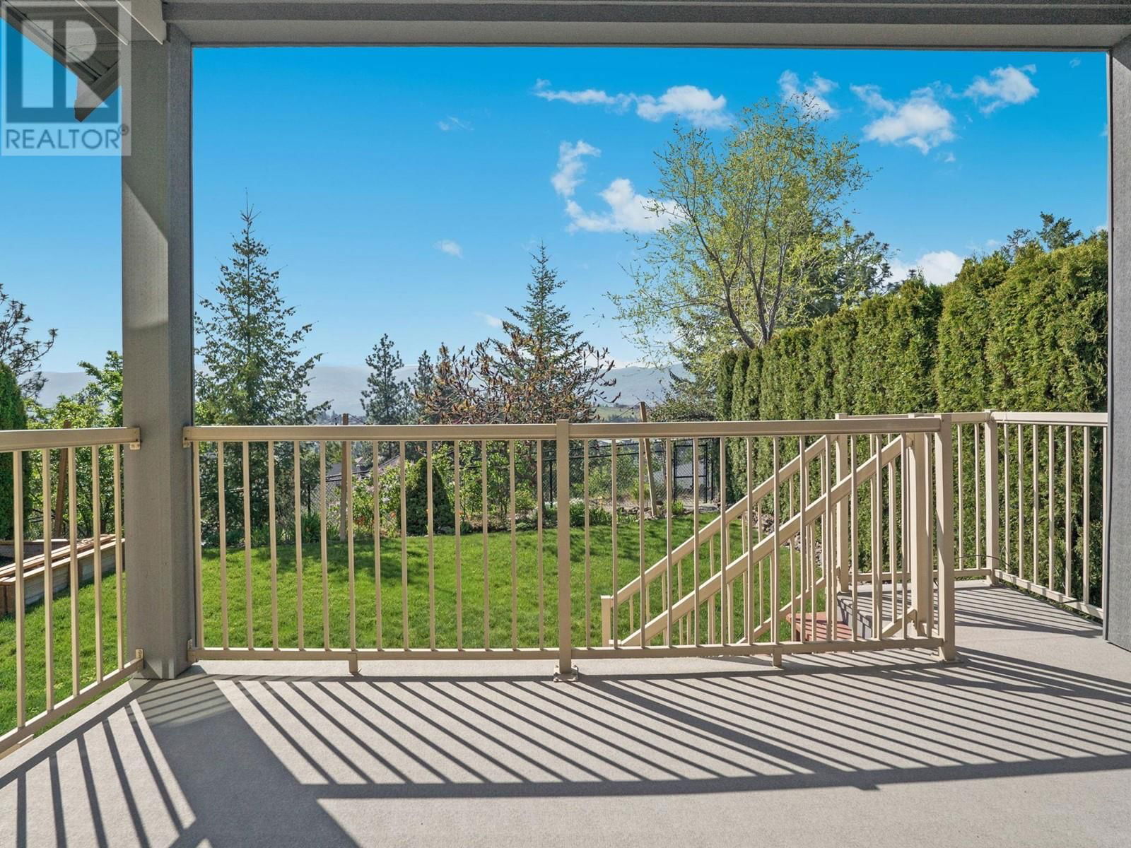 4 - 2051 SUNVIEW DRIVE Image 46