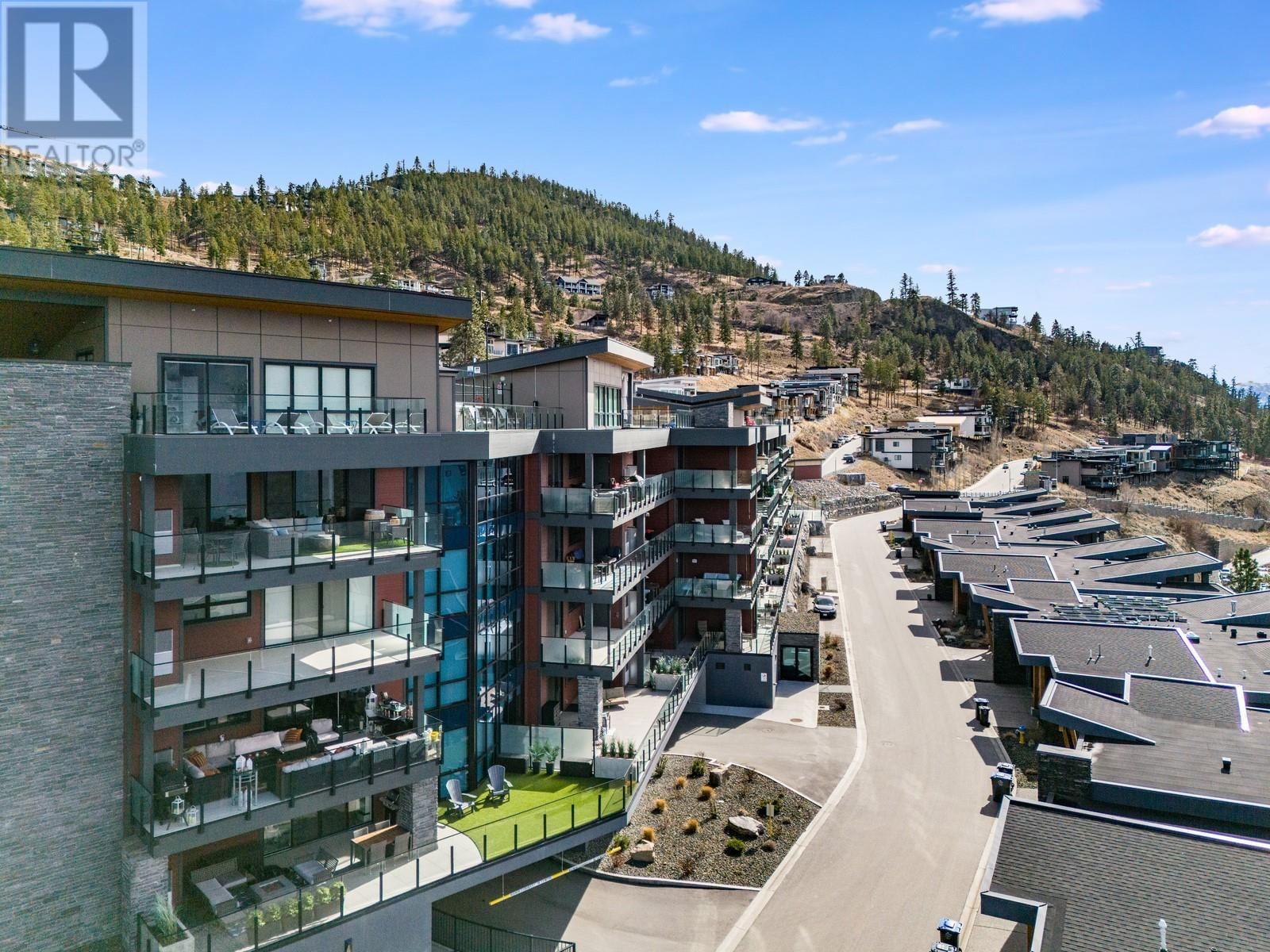 108 - 3475 GRANITE CLOSE Image 35